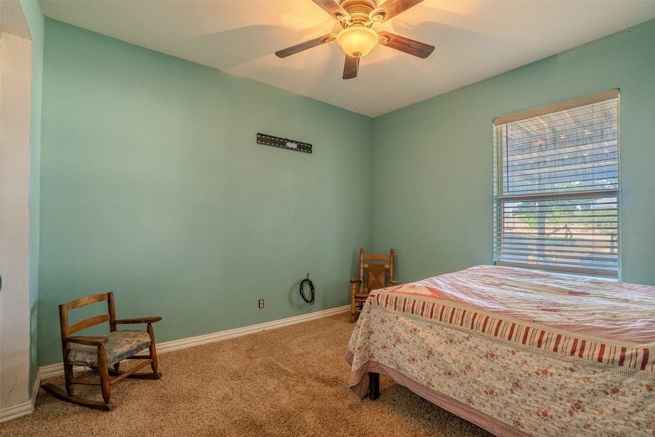 Single Family Residence For Sale in Hood County , 611 Billings Road, Tolar, Texas 76476, 4 Bedroom, 2 Bathroom, Garage spaces, 1,752 Sqft, built in 1983, mls#21390990, Real Estate Agent in Tolar, Homes For Sale in Hood county, Homes For Sale in Tolar, Realtor in Tolar Texas, Real Estate Brokerage Independent Realty Texas, Luminita Cordes Realtor