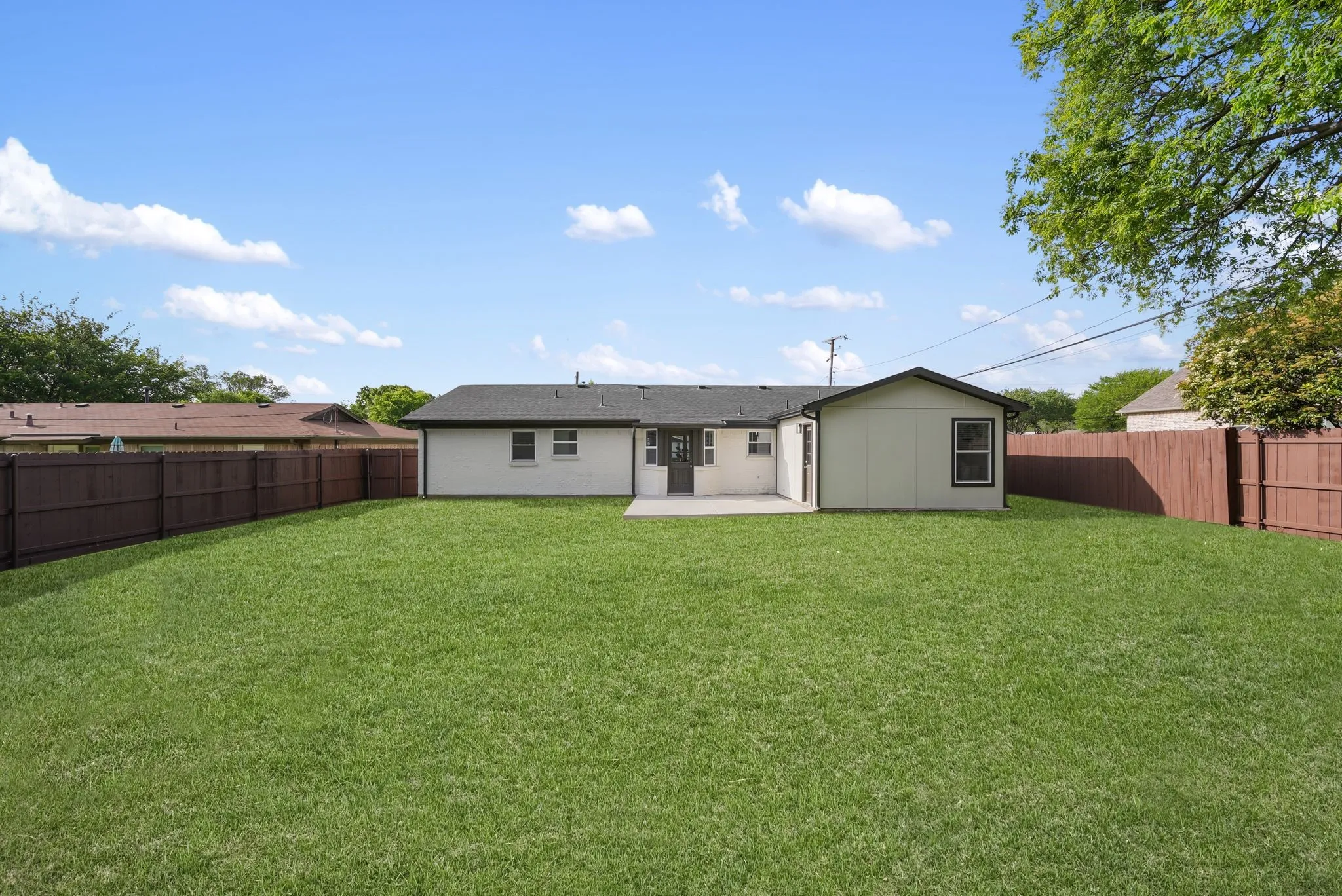 Single Family Residence For Rent in Tarrant County , 5905 Saramac Drive, Watauga, Texas 76148, 4 Bedroom, 3 Bathroom, Garage spaces, 1,840 Sqft, built in 1967, mls#21386279, Real Estate Agent in Watauga, Homes For Rent in Tarrant county, Homes For Rent in Watauga, Realtor in Watauga Texas, Real Estate Brokerage Independent Realty Texas, Luminita Cordes Realtor