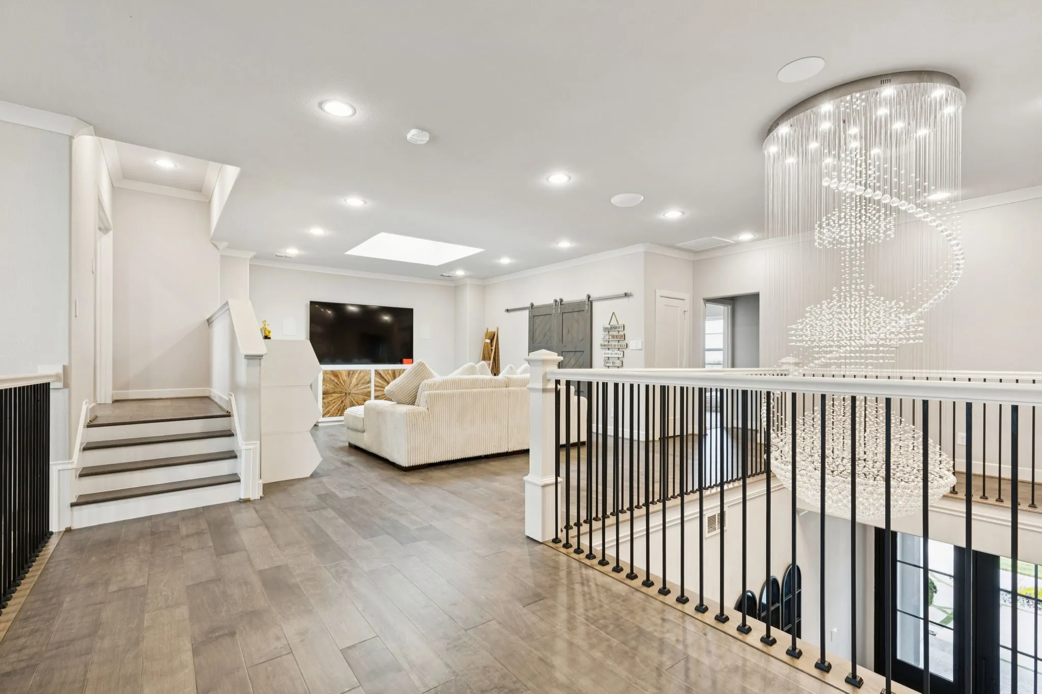 Single Family Residence For Sale in Collin County , 6159 Norwood Drive, Frisco, Texas 75034, 6 Bedroom, 6 Bathroom, 2 Garage spaces, 5,102 Sqft, built in 2017, mls#21390999, Real Estate Agent in Frisco, Homes For Sale in Collin county, Homes For Sale in Frisco, Realtor in Frisco Texas, Real Estate Brokerage Independent Realty Texas, Luminita Cordes Realtor