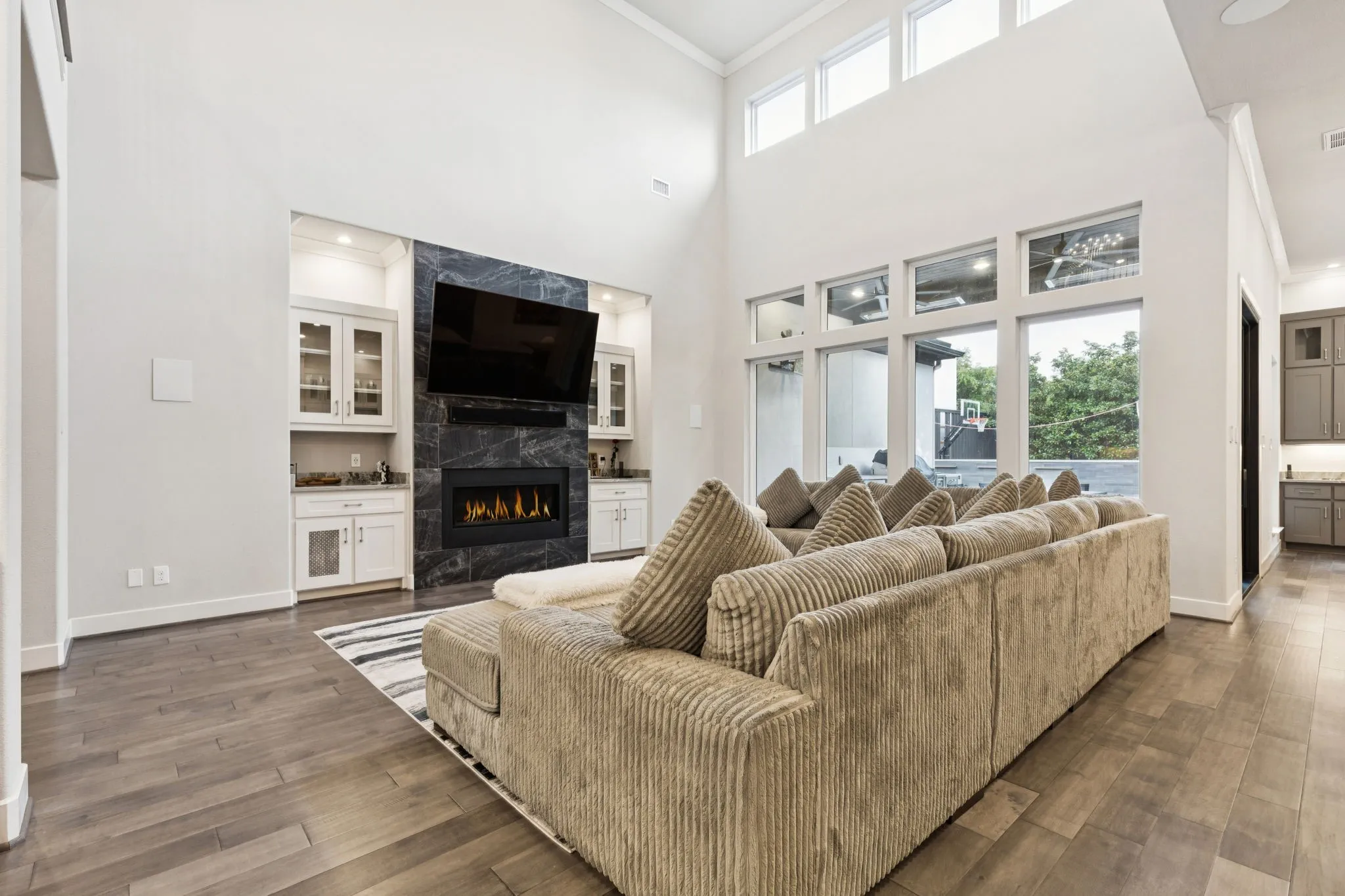 Single Family Residence For Sale in Collin County , 6159 Norwood Drive, Frisco, Texas 75034, 6 Bedroom, 6 Bathroom, 2 Garage spaces, 5,102 Sqft, built in 2017, mls#21390999, Real Estate Agent in Frisco, Homes For Sale in Collin county, Homes For Sale in Frisco, Realtor in Frisco Texas, Real Estate Brokerage Independent Realty Texas, Luminita Cordes Realtor