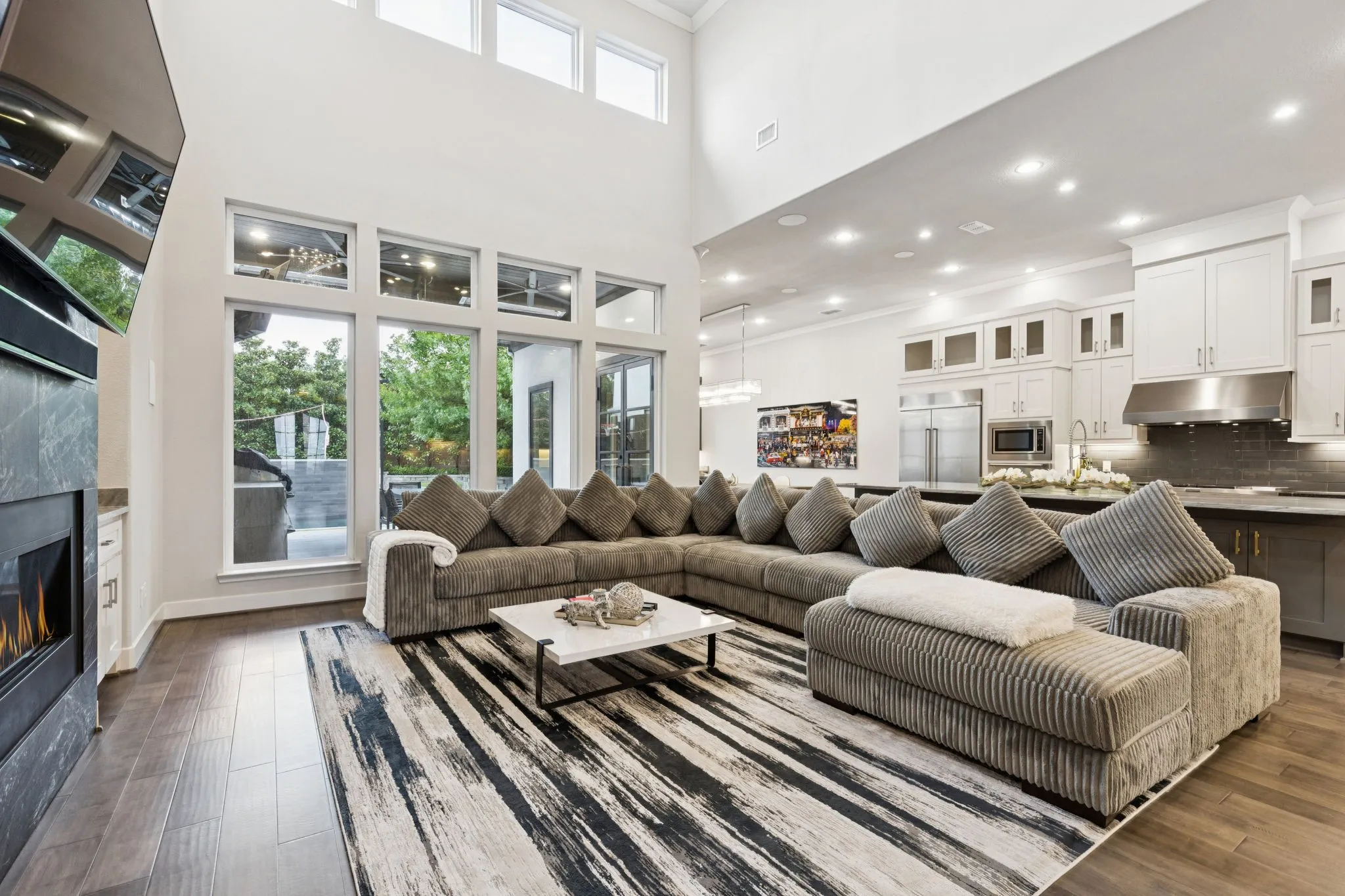 Single Family Residence For Sale in Collin County , 6159 Norwood Drive, Frisco, Texas 75034, 6 Bedroom, 6 Bathroom, 2 Garage spaces, 5,102 Sqft, built in 2017, mls#21390999, Real Estate Agent in Frisco, Homes For Sale in Collin county, Homes For Sale in Frisco, Realtor in Frisco Texas, Real Estate Brokerage Independent Realty Texas, Luminita Cordes Realtor