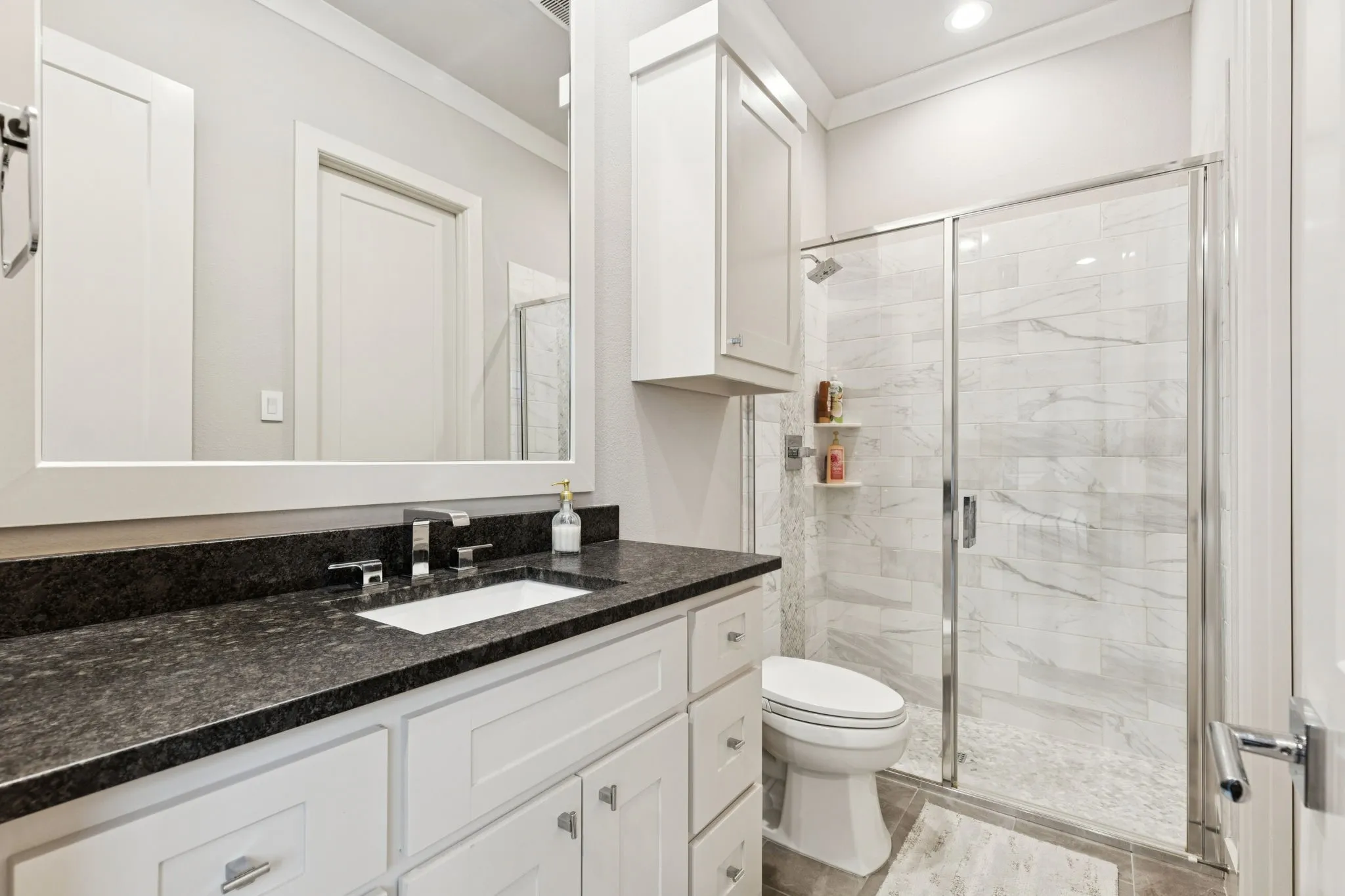 Single Family Residence For Sale in Collin County , 6159 Norwood Drive, Frisco, Texas 75034, 6 Bedroom, 6 Bathroom, 2 Garage spaces, 5,102 Sqft, built in 2017, mls#21390999, Real Estate Agent in Frisco, Homes For Sale in Collin county, Homes For Sale in Frisco, Realtor in Frisco Texas, Real Estate Brokerage Independent Realty Texas, Luminita Cordes Realtor