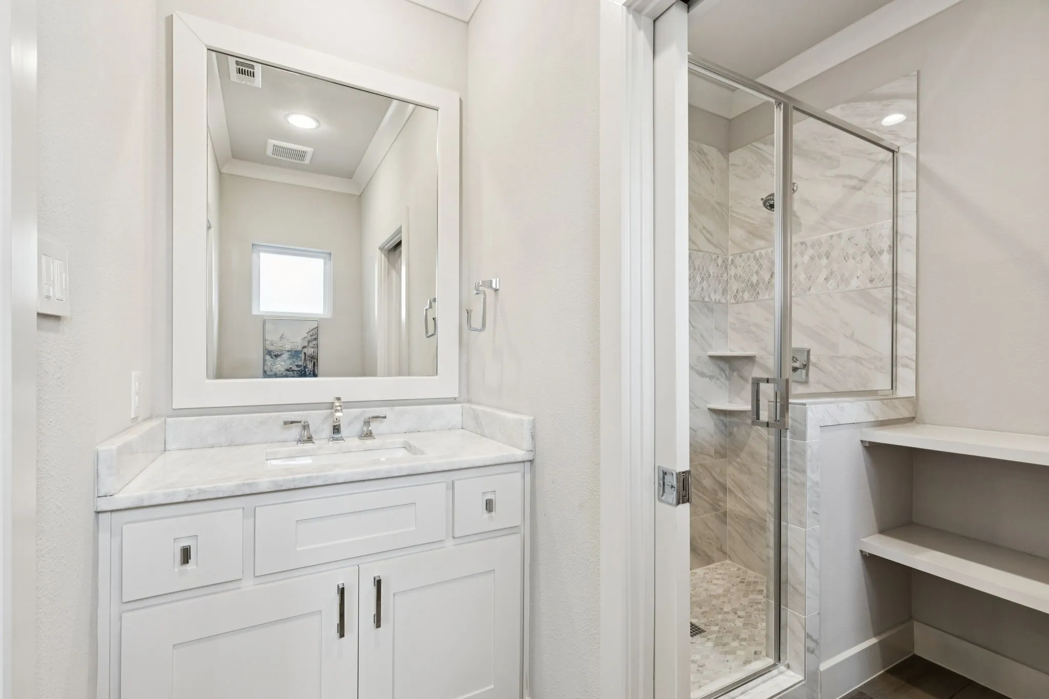 Single Family Residence For Sale in Collin County , 6159 Norwood Drive, Frisco, Texas 75034, 6 Bedroom, 6 Bathroom, 2 Garage spaces, 5,102 Sqft, built in 2017, mls#21390999, Real Estate Agent in Frisco, Homes For Sale in Collin county, Homes For Sale in Frisco, Realtor in Frisco Texas, Real Estate Brokerage Independent Realty Texas, Luminita Cordes Realtor