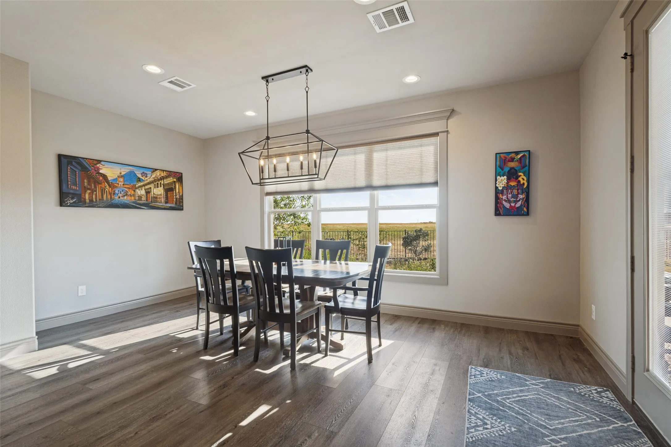 Single Family Residence For Sale in Grayson County , 1605 Covered Bridge Ct, Gunter, Texas 75058, 4 Bedroom, 3 Bathroom, 2 Garage spaces, 2,600 Sqft, built in 2020, mls#21391010, Real Estate Agent in Gunter, Homes For Sale in Grayson county, Homes For Sale in Gunter, Realtor in Gunter Texas, Real Estate Brokerage Independent Realty Texas, Luminita Cordes Realtor