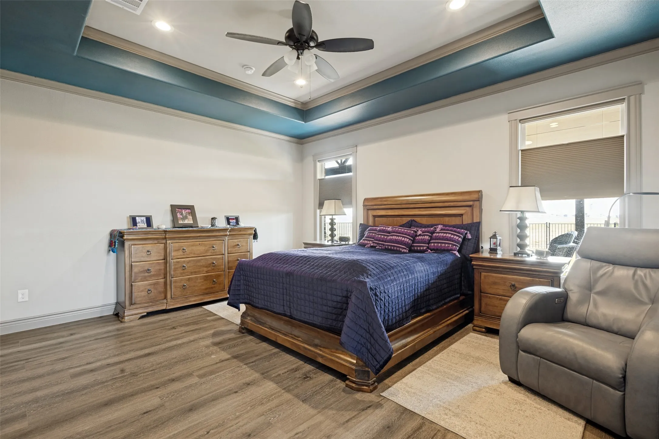 Single Family Residence For Sale in Grayson County , 1605 Covered Bridge Ct, Gunter, Texas 75058, 4 Bedroom, 3 Bathroom, 2 Garage spaces, 2,600 Sqft, built in 2020, mls#21391010, Real Estate Agent in Gunter, Homes For Sale in Grayson county, Homes For Sale in Gunter, Realtor in Gunter Texas, Real Estate Brokerage Independent Realty Texas, Luminita Cordes Realtor