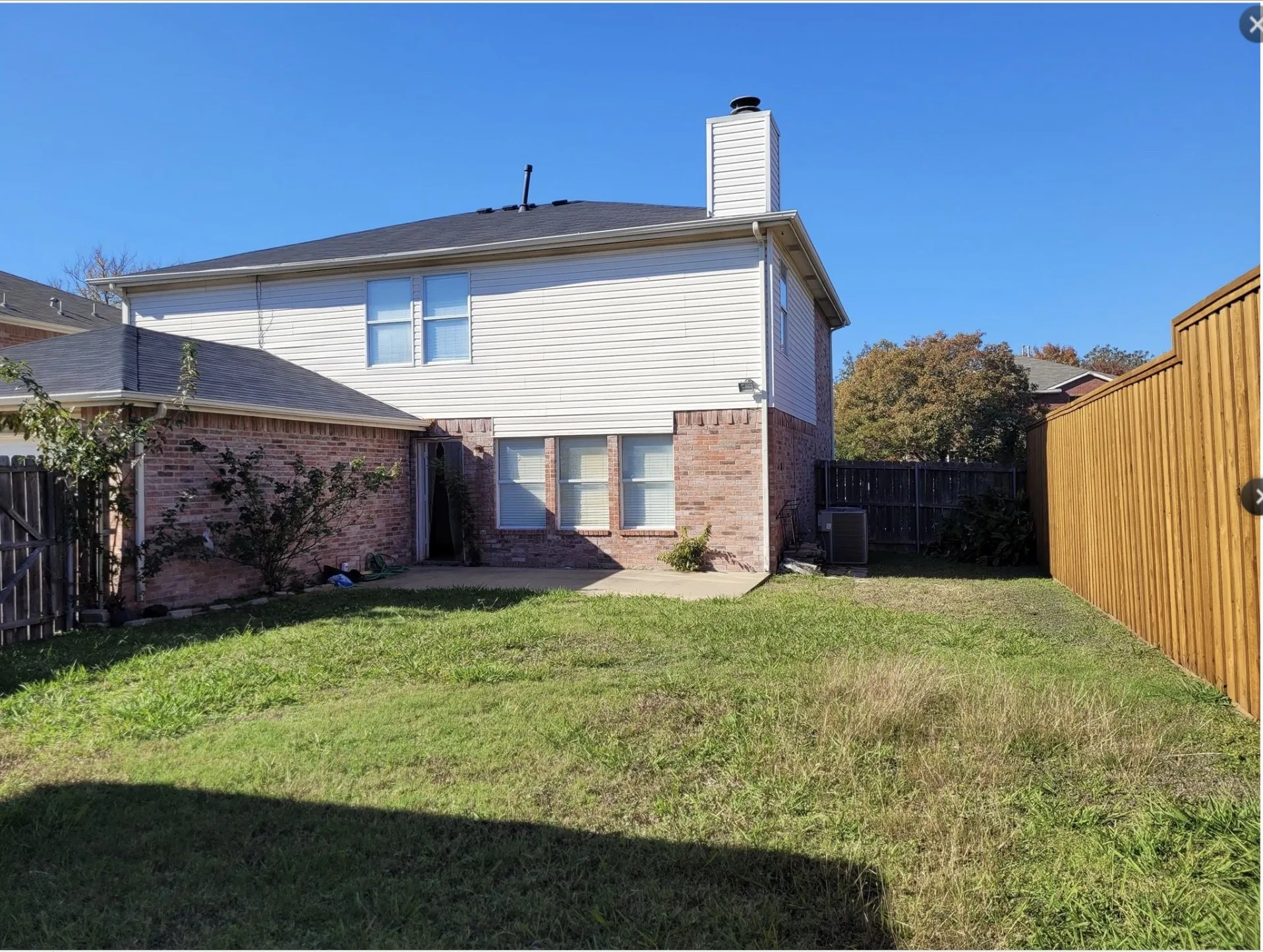 Single Family Residence For Rent in Rockwall County , 114 Southwood Drive, Rockwall, Texas 75032, 4 Bedroom, 3 Bathroom, 2 Garage spaces, 2,472 Sqft, built in 2001, mls#21391007, Real Estate Agent in Rockwall, Homes For Rent in Rockwall county, Homes For Rent in Rockwall, Realtor in Rockwall Texas, Real Estate Brokerage Independent Realty Texas, Luminita Cordes Realtor