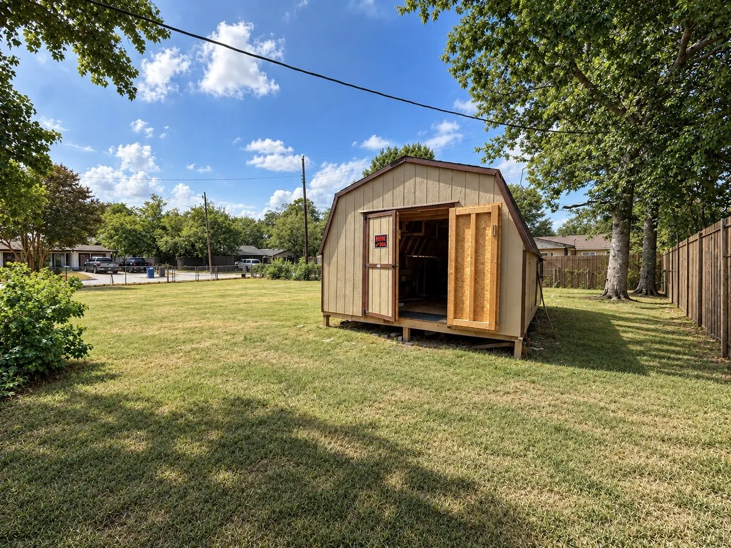 Single Family Residence For Sale in Dallas County , 2921 Charles Drive, Garland, Texas 75041, 3 Bedroom, 1 Bathroom, Garage spaces, 1,100 Sqft, built in 1966, mls#21390986, Real Estate Agent in Garland, Homes For Sale in Dallas county, Homes For Sale in Garland, Realtor in Garland Texas, Real Estate Brokerage Independent Realty Texas, Luminita Cordes Realtor
