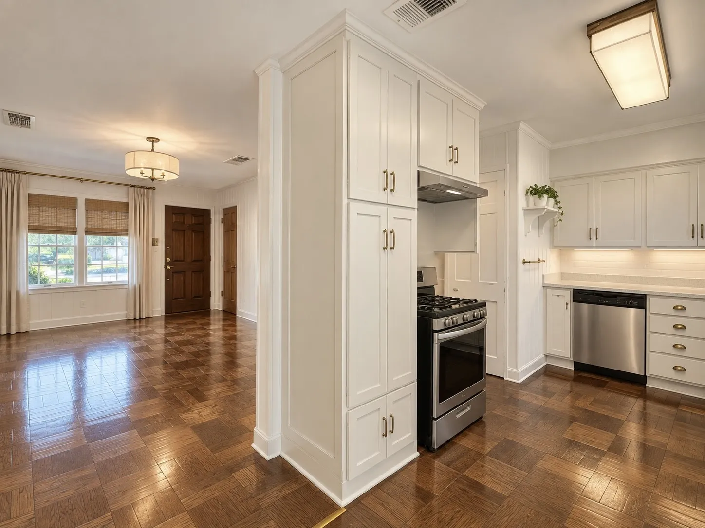 Single Family Residence For Sale in Dallas County , 2921 Charles Drive, Garland, Texas 75041, 3 Bedroom, 1 Bathroom, Garage spaces, 1,100 Sqft, built in 1966, mls#21390986, Real Estate Agent in Garland, Homes For Sale in Dallas county, Homes For Sale in Garland, Realtor in Garland Texas, Real Estate Brokerage Independent Realty Texas, Luminita Cordes Realtor