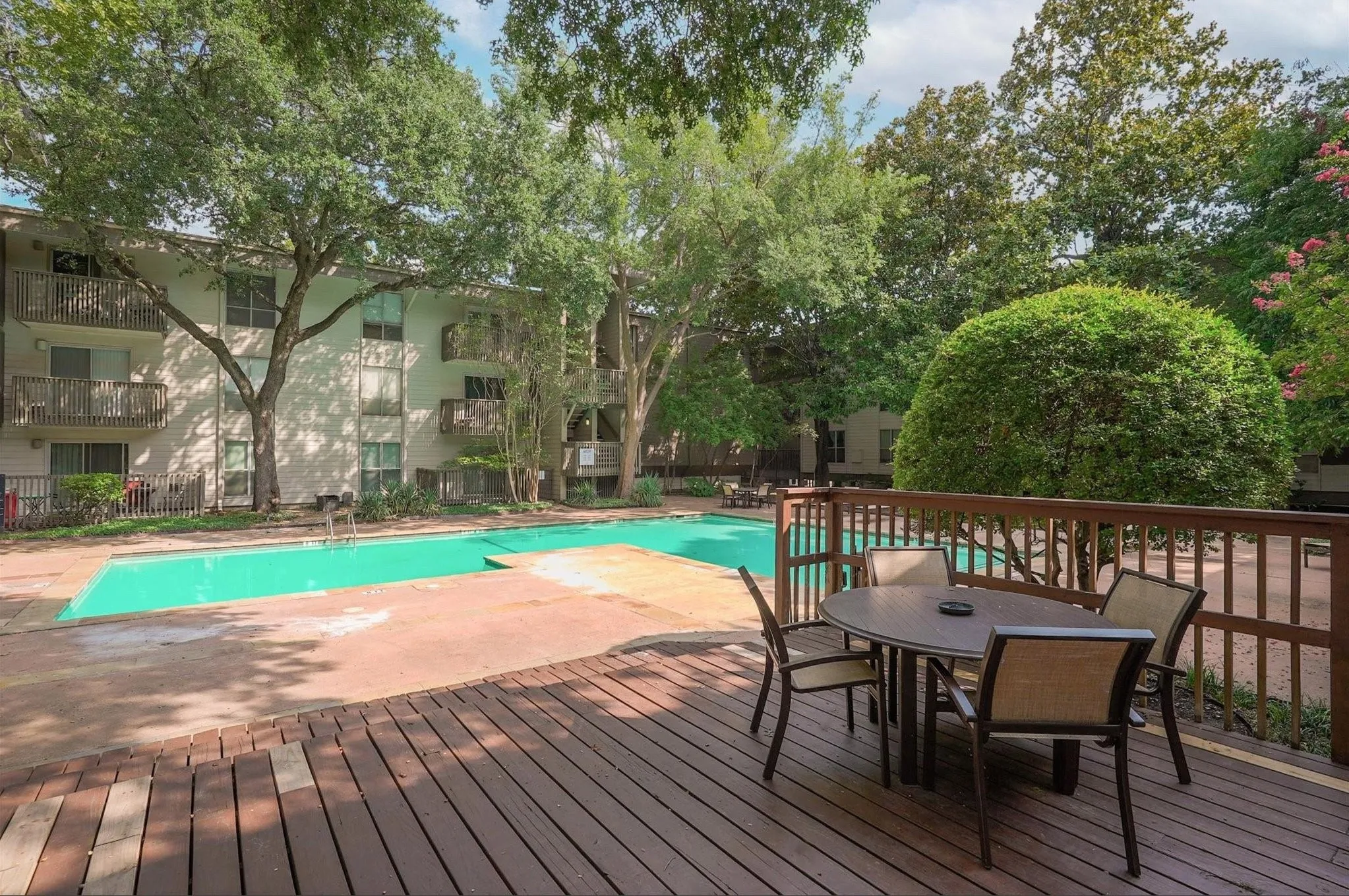 Condominium For Rent in Dallas County , 4837 Cedar Springs Road 304, Dallas, Texas 75219, 1 Bedroom, 1 Bathroom, 1 Garage spaces, 665 Sqft, built in 1970, mls#21390998, Real Estate Agent in Dallas, Homes For Rent in Dallas county, Homes For Rent in Dallas, Realtor in Dallas Texas, Real Estate Brokerage Independent Realty Texas, Luminita Cordes Realtor