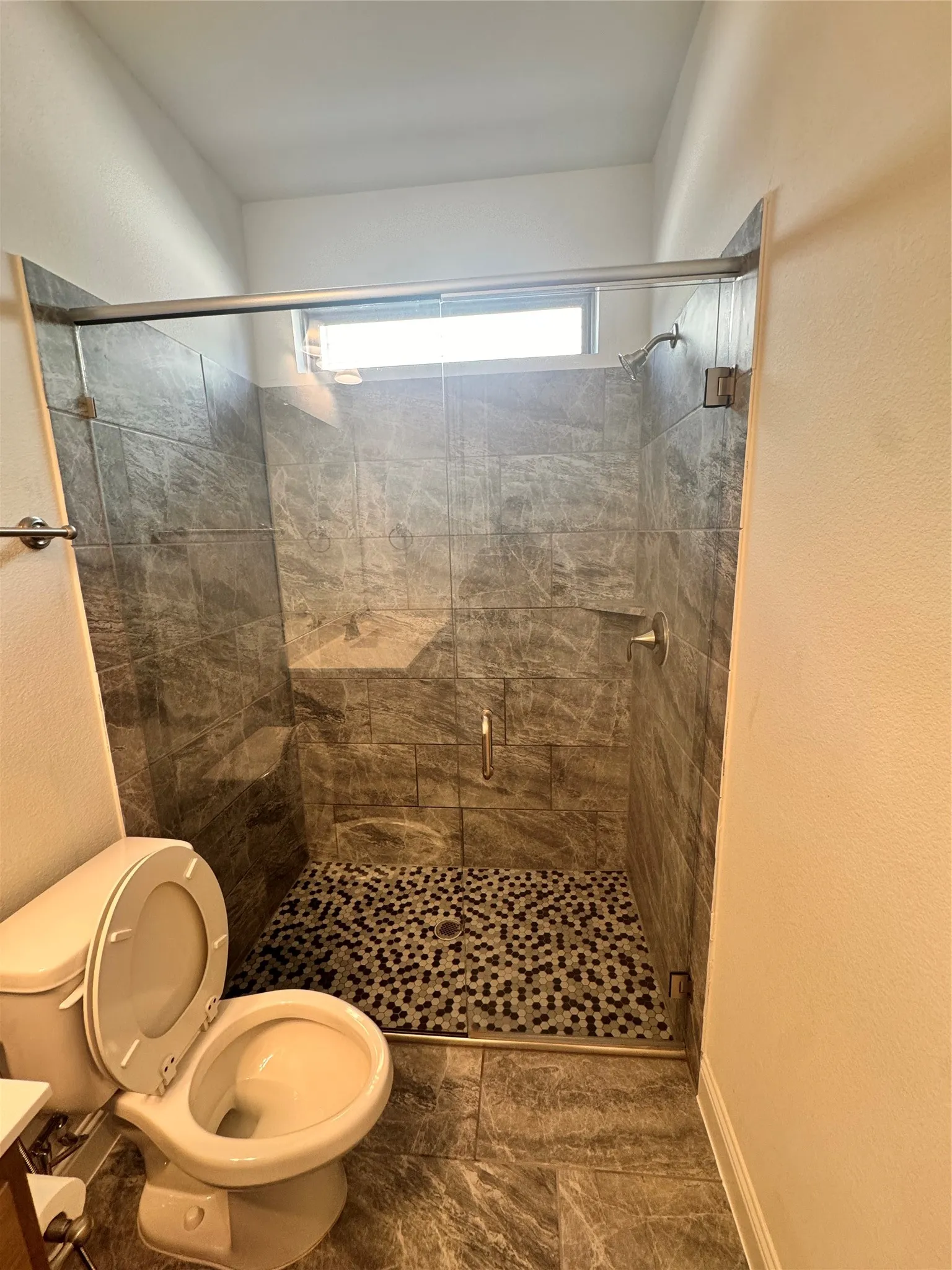 Single Family Residence For Rent in Collin County , 1013 Tullow Drive, Celina, Texas 75009, 4 Bedroom, 4 Bathroom, 2 Garage spaces, 3,483 Sqft, built in 2024, mls#21391013, Real Estate Agent in Celina, Homes For Rent in Collin county, Homes For Rent in Celina, Realtor in Celina Texas, Real Estate Brokerage Independent Realty Texas, Luminita Cordes Realtor