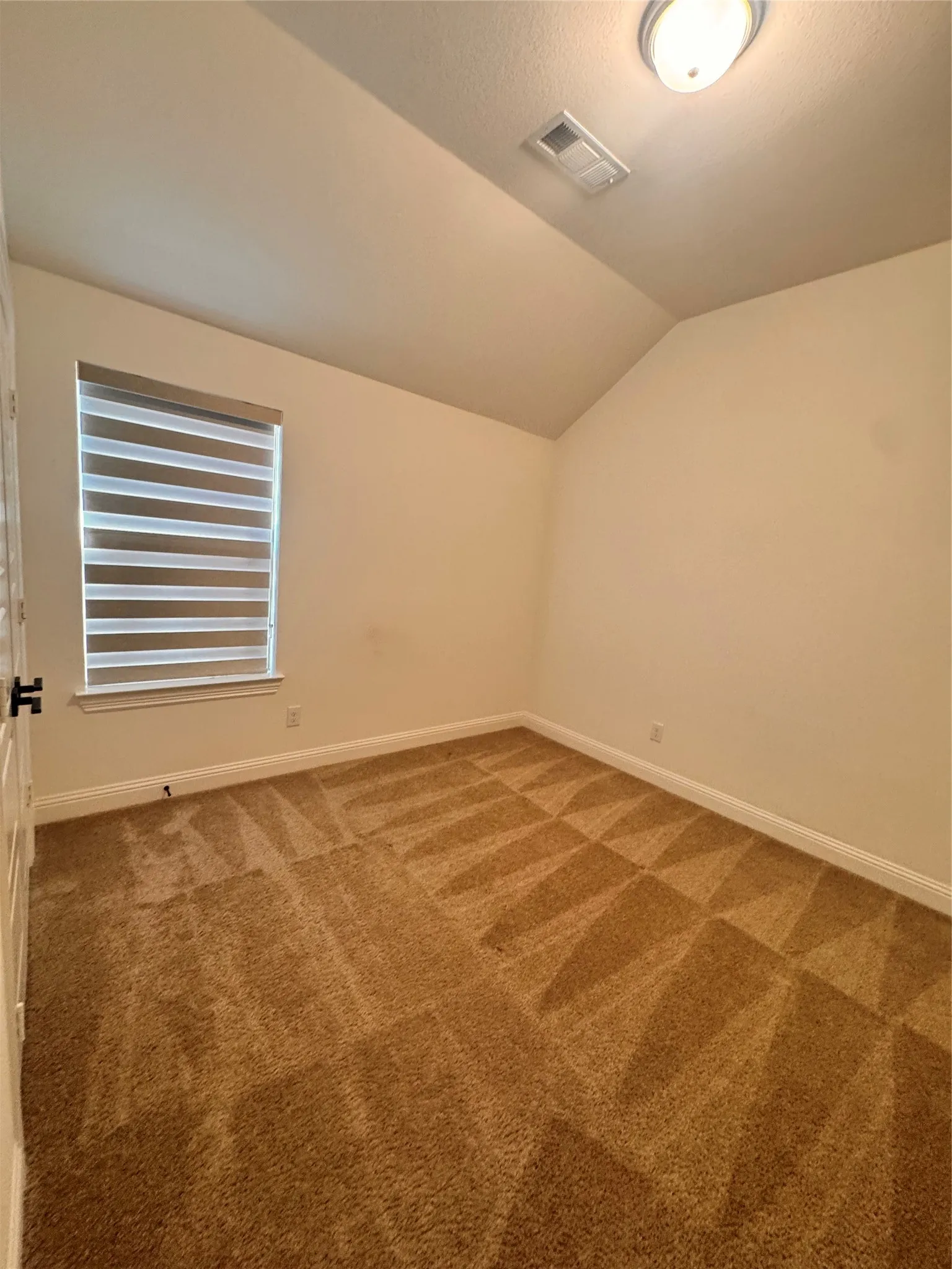 Single Family Residence For Rent in Collin County , 1013 Tullow Drive, Celina, Texas 75009, 4 Bedroom, 4 Bathroom, 2 Garage spaces, 3,483 Sqft, built in 2024, mls#21391013, Real Estate Agent in Celina, Homes For Rent in Collin county, Homes For Rent in Celina, Realtor in Celina Texas, Real Estate Brokerage Independent Realty Texas, Luminita Cordes Realtor