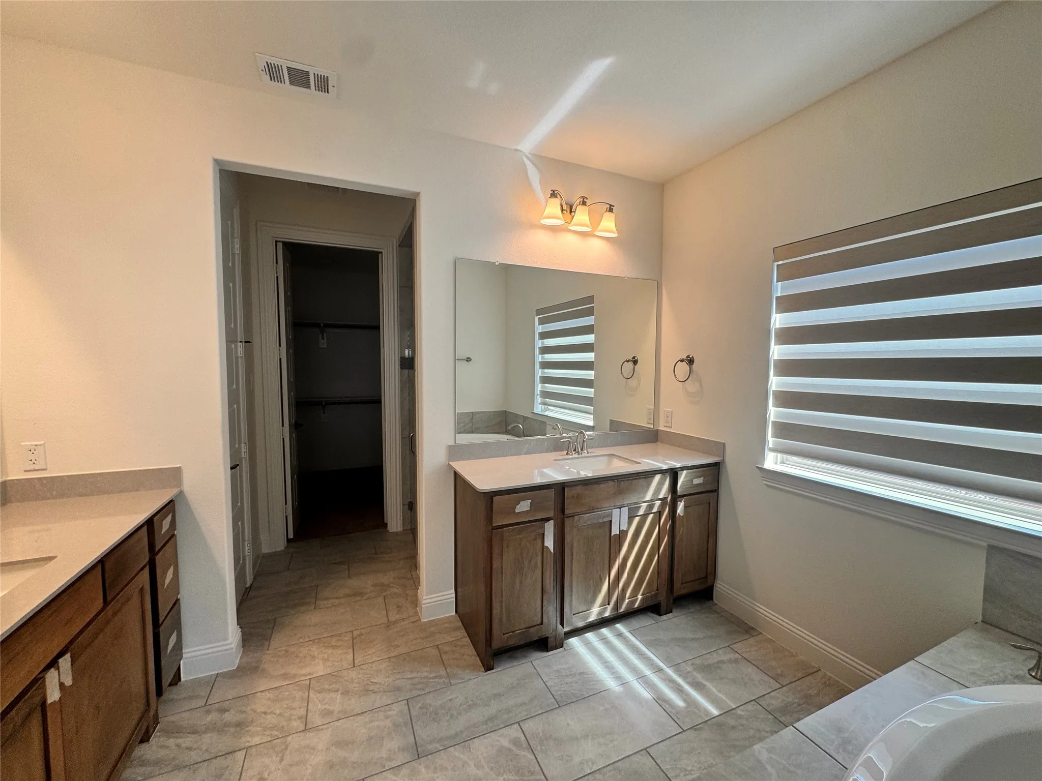 Single Family Residence For Rent in Collin County , 1013 Tullow Drive, Celina, Texas 75009, 4 Bedroom, 4 Bathroom, 2 Garage spaces, 3,483 Sqft, built in 2024, mls#21391013, Real Estate Agent in Celina, Homes For Rent in Collin county, Homes For Rent in Celina, Realtor in Celina Texas, Real Estate Brokerage Independent Realty Texas, Luminita Cordes Realtor