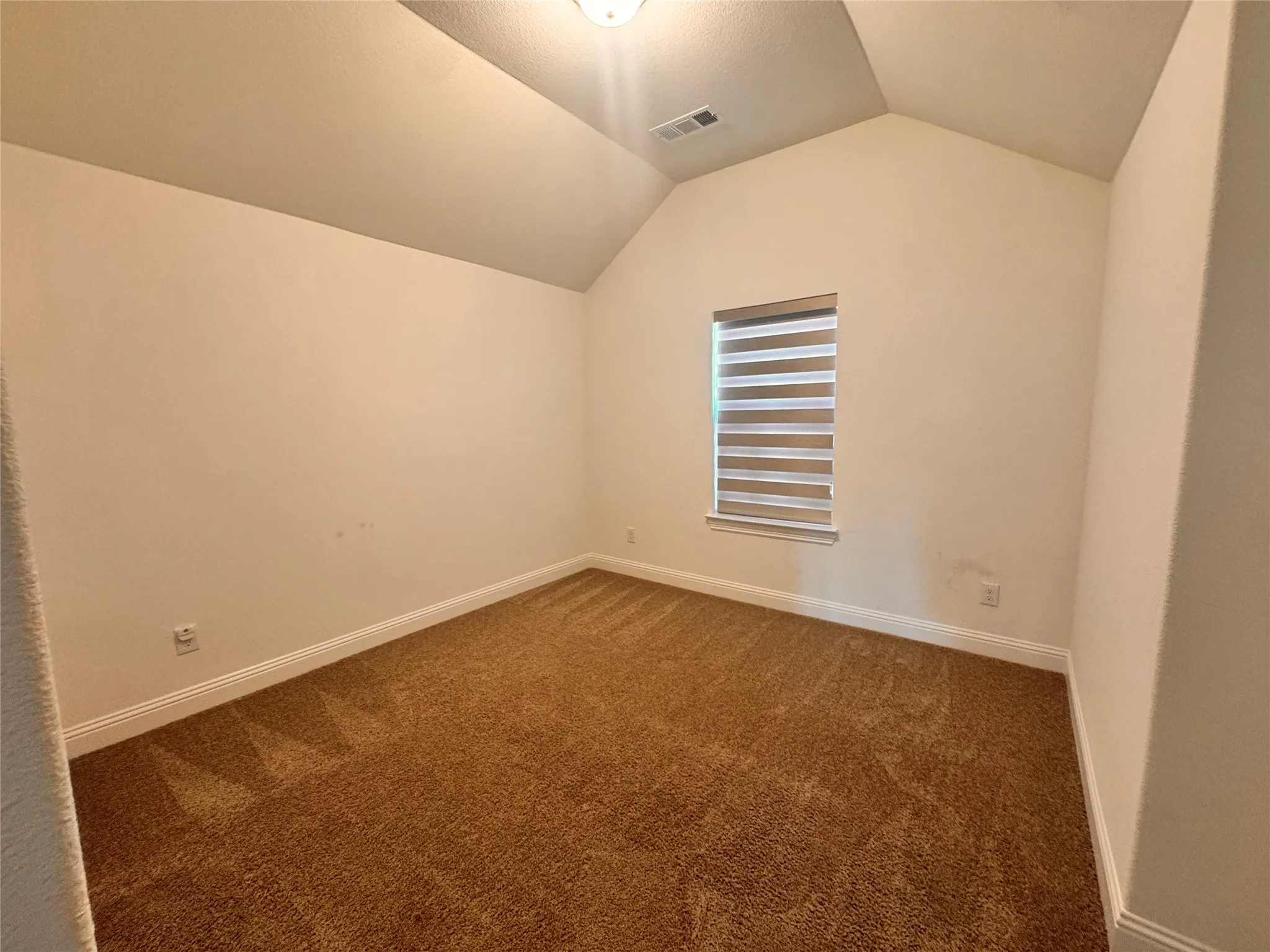 Single Family Residence For Rent in Collin County , 1013 Tullow Drive, Celina, Texas 75009, 4 Bedroom, 4 Bathroom, 2 Garage spaces, 3,483 Sqft, built in 2024, mls#21391013, Real Estate Agent in Celina, Homes For Rent in Collin county, Homes For Rent in Celina, Realtor in Celina Texas, Real Estate Brokerage Independent Realty Texas, Luminita Cordes Realtor