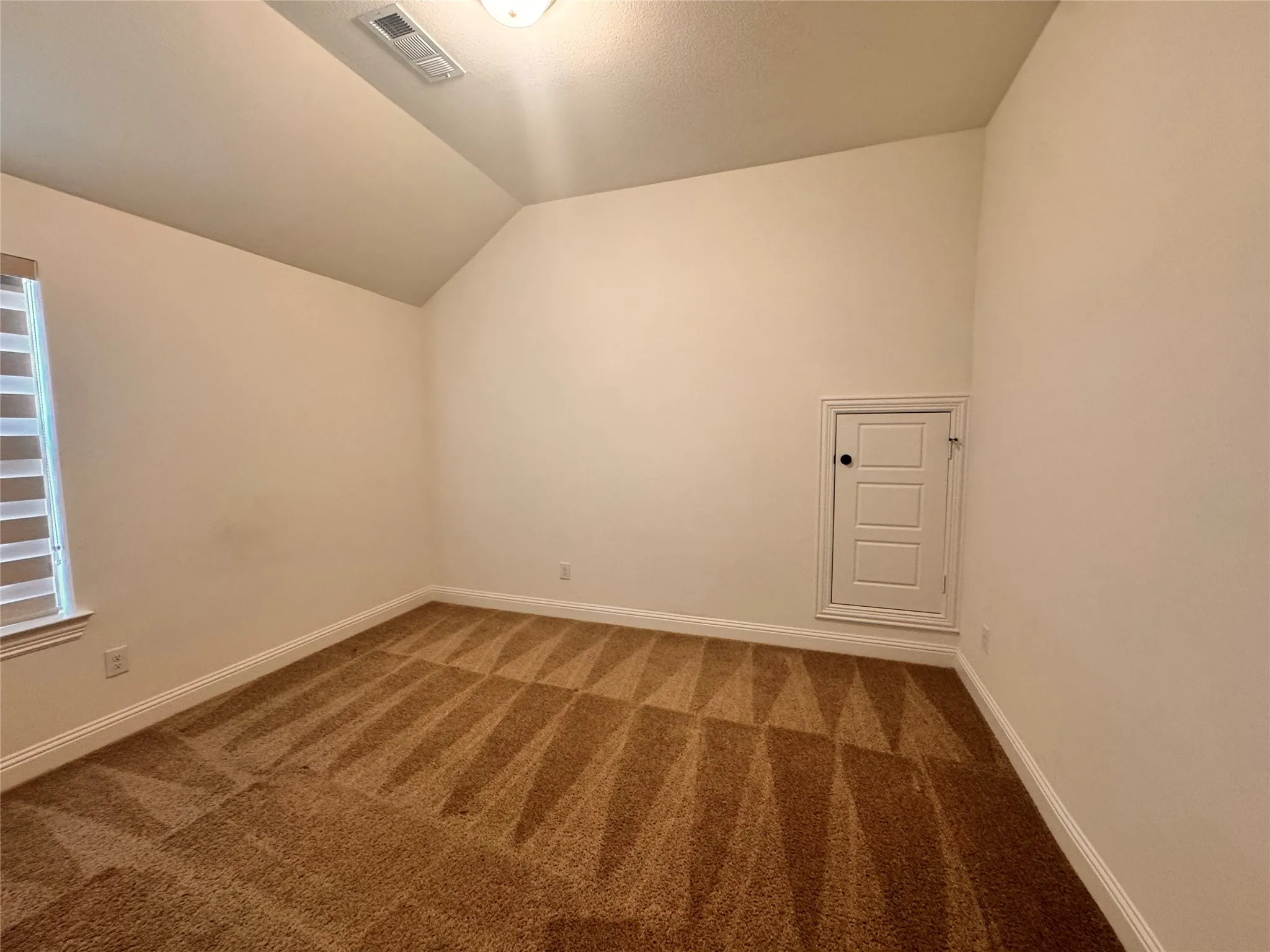 Single Family Residence For Rent in Collin County , 1013 Tullow Drive, Celina, Texas 75009, 4 Bedroom, 4 Bathroom, 2 Garage spaces, 3,483 Sqft, built in 2024, mls#21391013, Real Estate Agent in Celina, Homes For Rent in Collin county, Homes For Rent in Celina, Realtor in Celina Texas, Real Estate Brokerage Independent Realty Texas, Luminita Cordes Realtor