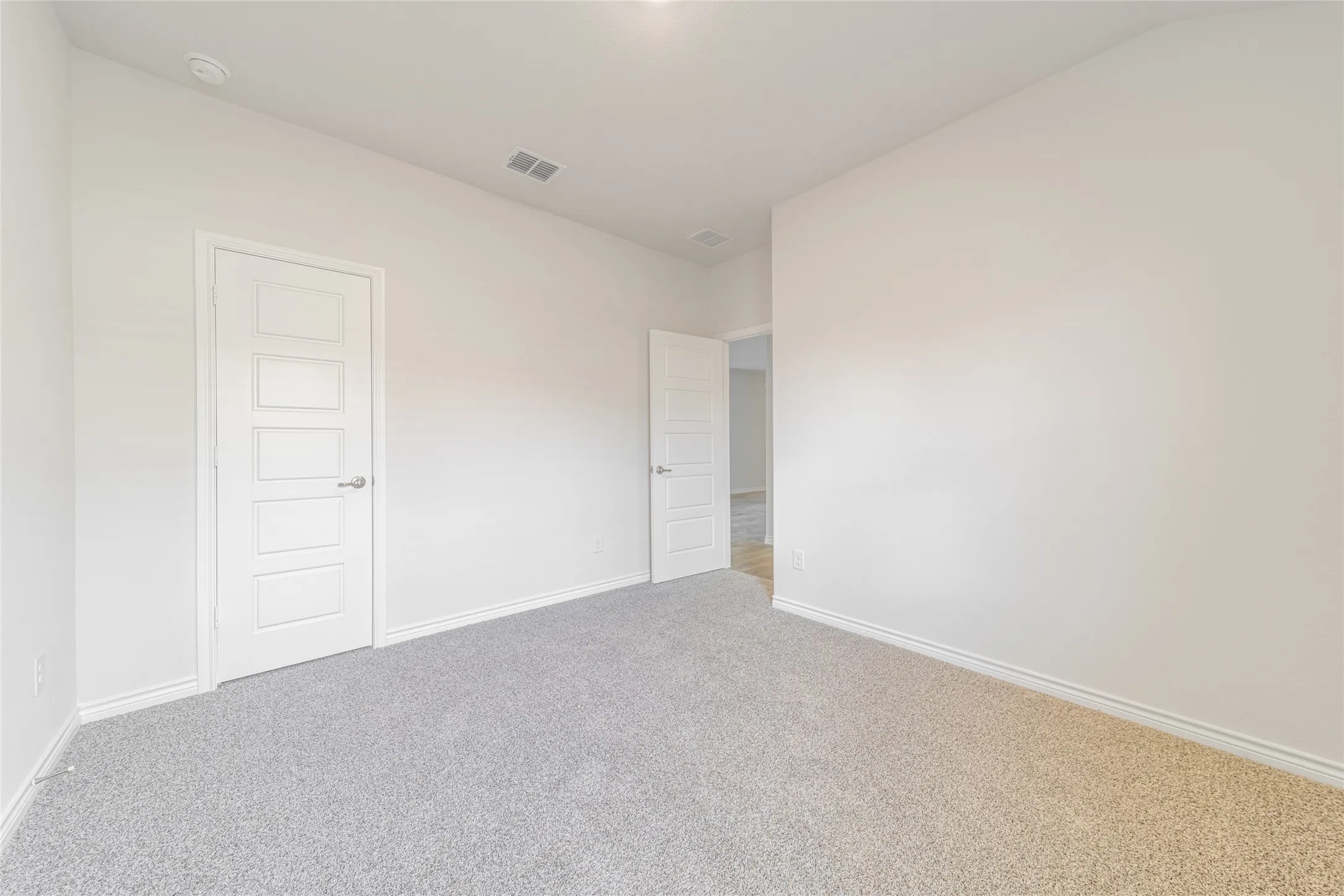 Single Family Residence For Rent in Rockwall County , 2044 Hearn Drive, Royse City, Texas 75189, 5 Bedroom, 3 Bathroom, 2 Garage spaces, 2,060 Sqft, built in 2026, mls#21390677, Real Estate Agent in Royse City, Homes For Rent in Rockwall county, Homes For Rent in Royse City, Realtor in Royse City Texas, Real Estate Brokerage Independent Realty Texas, Luminita Cordes Realtor