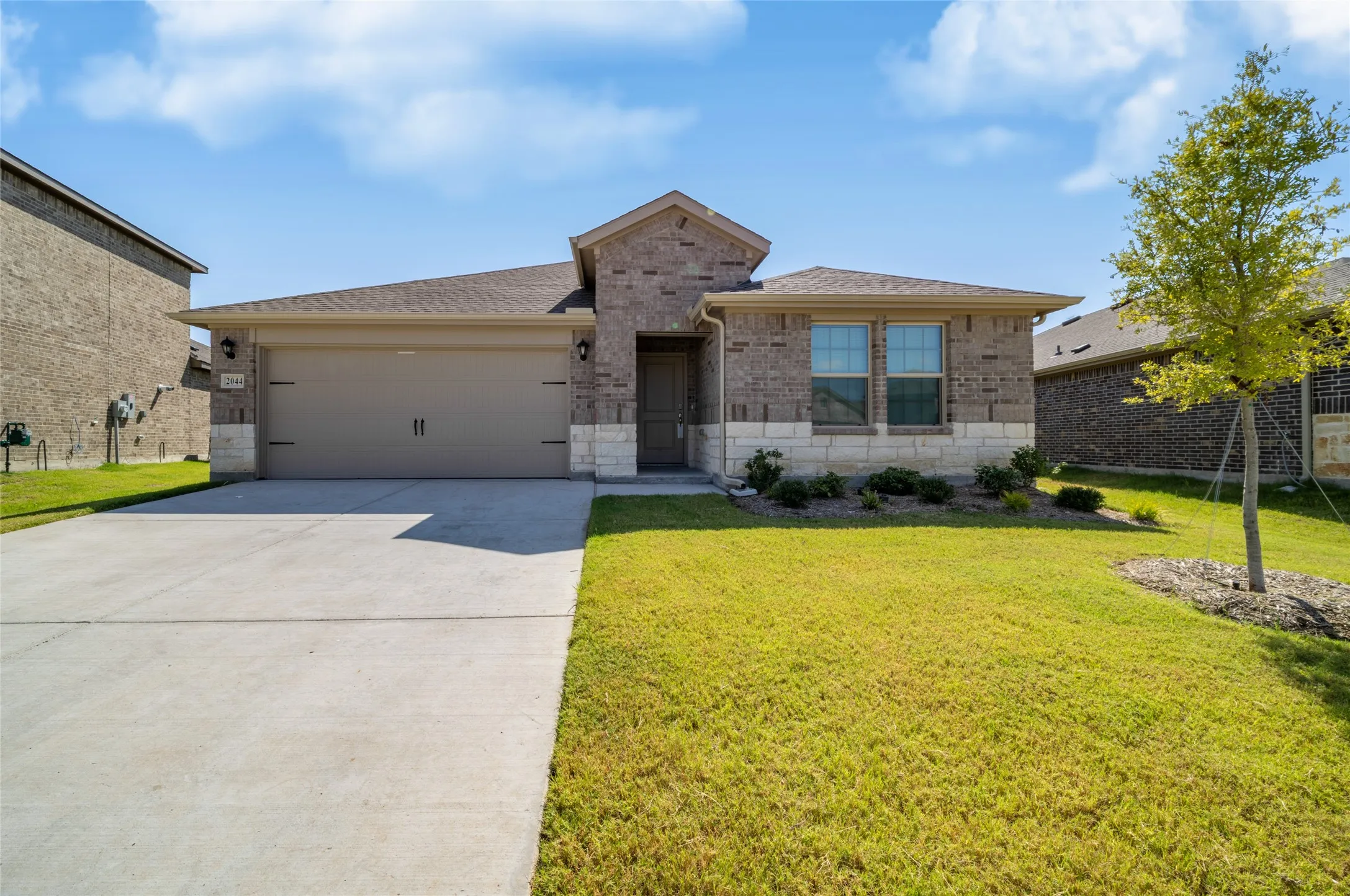 Single Family Residence For Rent