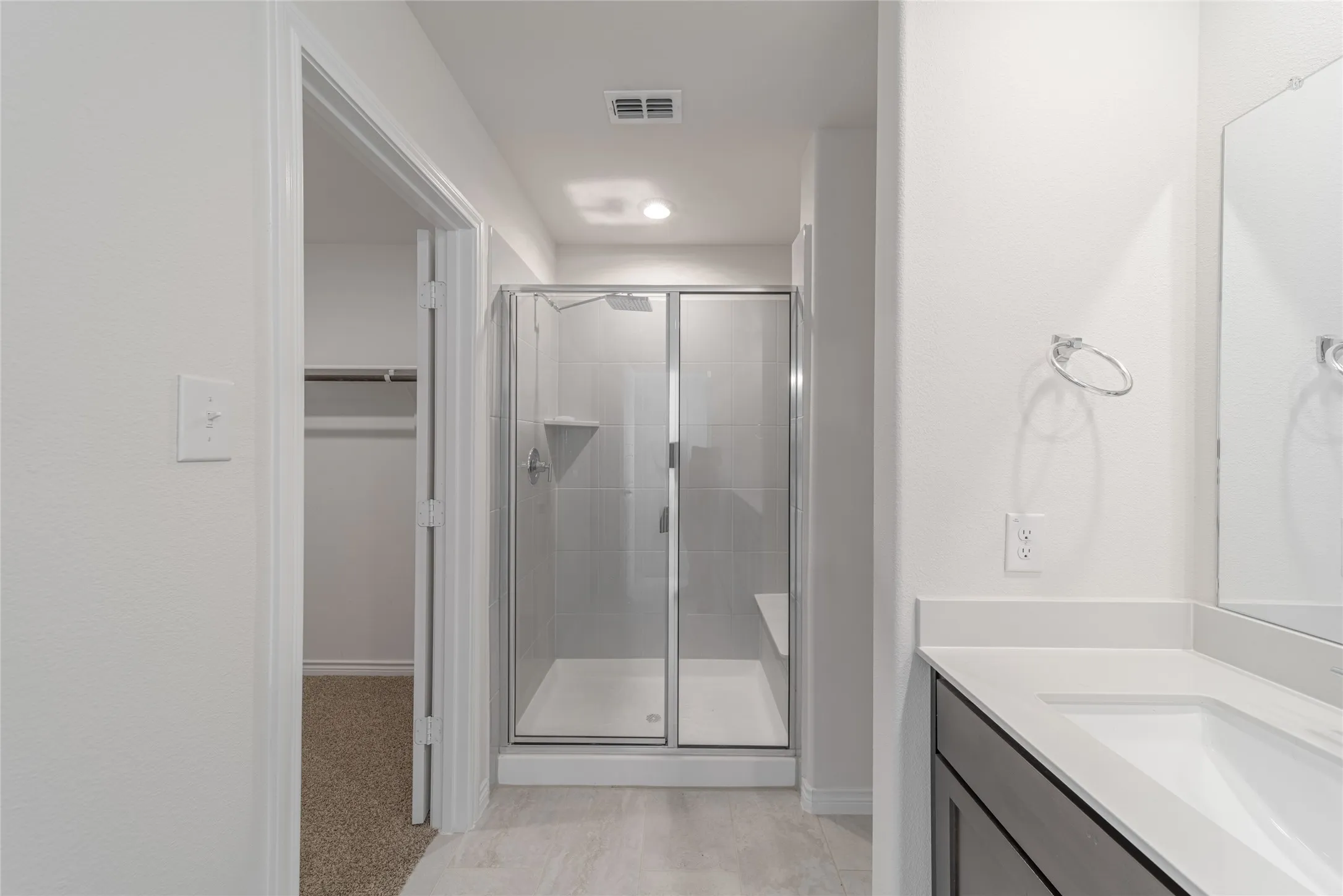 Single Family Residence For Rent in Rockwall County , 2044 Hearn Drive, Royse City, Texas 75189, 5 Bedroom, 3 Bathroom, 2 Garage spaces, 2,060 Sqft, built in 2026, mls#21390677, Real Estate Agent in Royse City, Homes For Rent in Rockwall county, Homes For Rent in Royse City, Realtor in Royse City Texas, Real Estate Brokerage Independent Realty Texas, Luminita Cordes Realtor