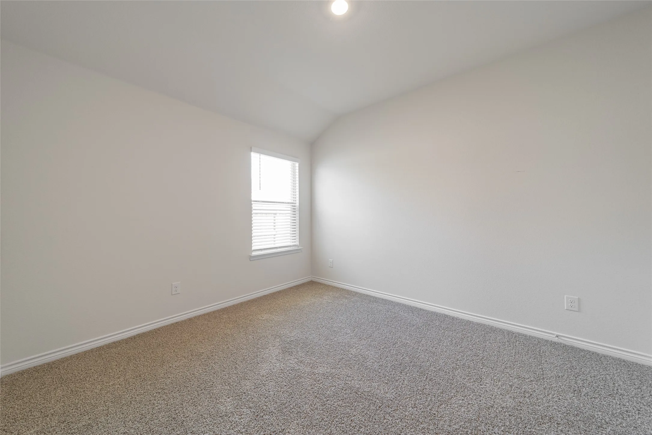 Single Family Residence For Rent in Rockwall County , 2044 Hearn Drive, Royse City, Texas 75189, 5 Bedroom, 3 Bathroom, 2 Garage spaces, 2,060 Sqft, built in 2026, mls#21390677, Real Estate Agent in Royse City, Homes For Rent in Rockwall county, Homes For Rent in Royse City, Realtor in Royse City Texas, Real Estate Brokerage Independent Realty Texas, Luminita Cordes Realtor