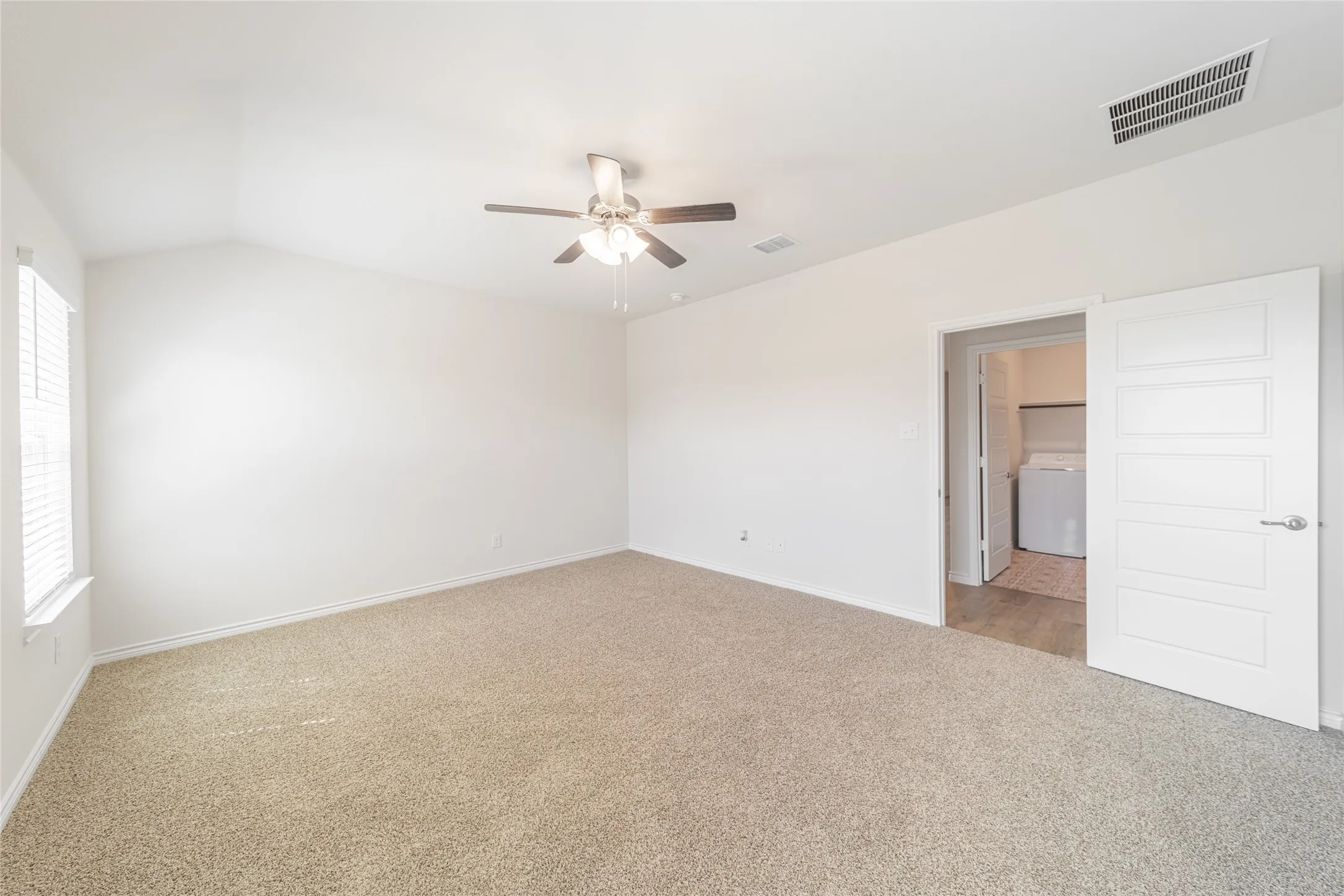 Single Family Residence For Rent in Rockwall County , 2044 Hearn Drive, Royse City, Texas 75189, 5 Bedroom, 3 Bathroom, 2 Garage spaces, 2,060 Sqft, built in 2026, mls#21390677, Real Estate Agent in Royse City, Homes For Rent in Rockwall county, Homes For Rent in Royse City, Realtor in Royse City Texas, Real Estate Brokerage Independent Realty Texas, Luminita Cordes Realtor