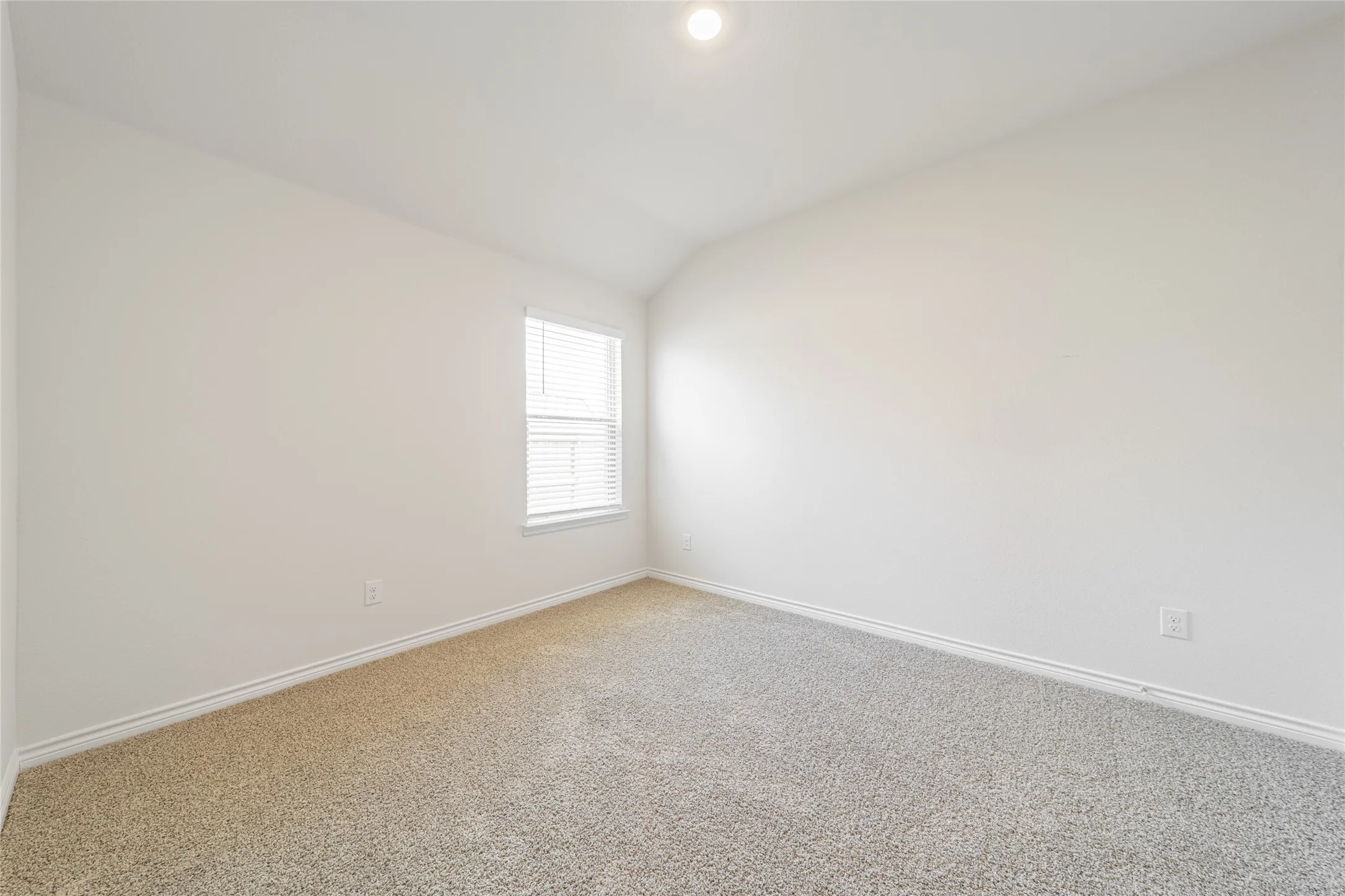 Single Family Residence For Rent in Rockwall County , 2044 Hearn Drive, Royse City, Texas 75189, 5 Bedroom, 3 Bathroom, 2 Garage spaces, 2,060 Sqft, built in 2026, mls#21390677, Real Estate Agent in Royse City, Homes For Rent in Rockwall county, Homes For Rent in Royse City, Realtor in Royse City Texas, Real Estate Brokerage Independent Realty Texas, Luminita Cordes Realtor