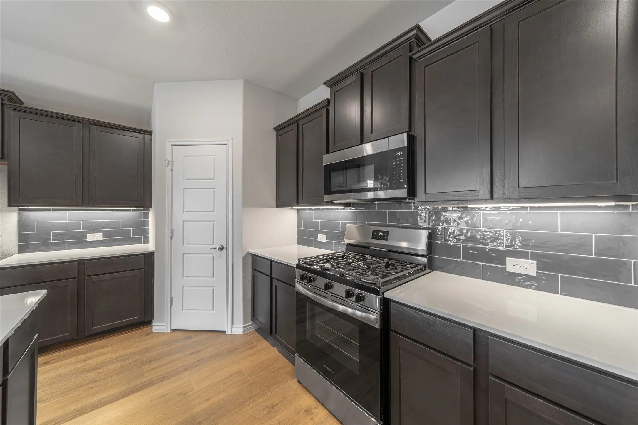Single Family Residence For Rent in Rockwall County , 2044 Hearn Drive, Royse City, Texas 75189, 5 Bedroom, 3 Bathroom, 2 Garage spaces, 2,060 Sqft, built in 2026, mls#21390677, Real Estate Agent in Royse City, Homes For Rent in Rockwall county, Homes For Rent in Royse City, Realtor in Royse City Texas, Real Estate Brokerage Independent Realty Texas, Luminita Cordes Realtor
