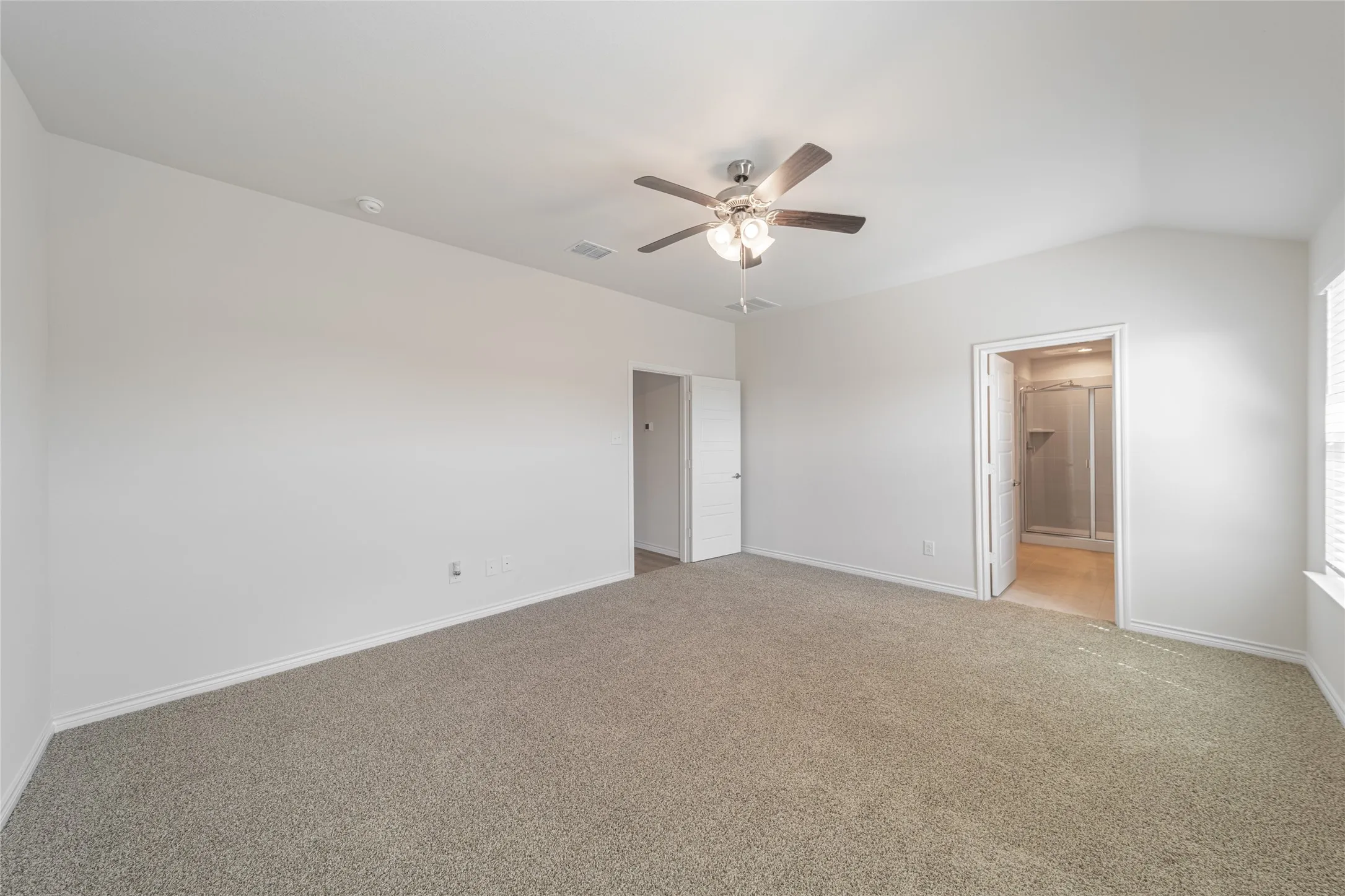 Single Family Residence For Rent in Rockwall County , 2044 Hearn Drive, Royse City, Texas 75189, 5 Bedroom, 3 Bathroom, 2 Garage spaces, 2,060 Sqft, built in 2026, mls#21390677, Real Estate Agent in Royse City, Homes For Rent in Rockwall county, Homes For Rent in Royse City, Realtor in Royse City Texas, Real Estate Brokerage Independent Realty Texas, Luminita Cordes Realtor