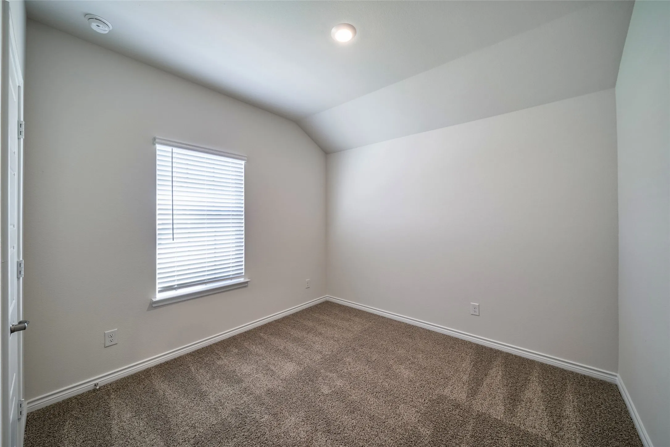 Single Family Residence For Rent in Rockwall County , 2059 Ketchum Lane, Royse City, Texas 75189, 5 Bedroom, 3 Bathroom, 2 Garage spaces, 2,060 Sqft, built in 2026, mls#21390692, Real Estate Agent in Royse City, Homes For Rent in Rockwall county, Homes For Rent in Royse City, Realtor in Royse City Texas, Real Estate Brokerage Independent Realty Texas, Luminita Cordes Realtor