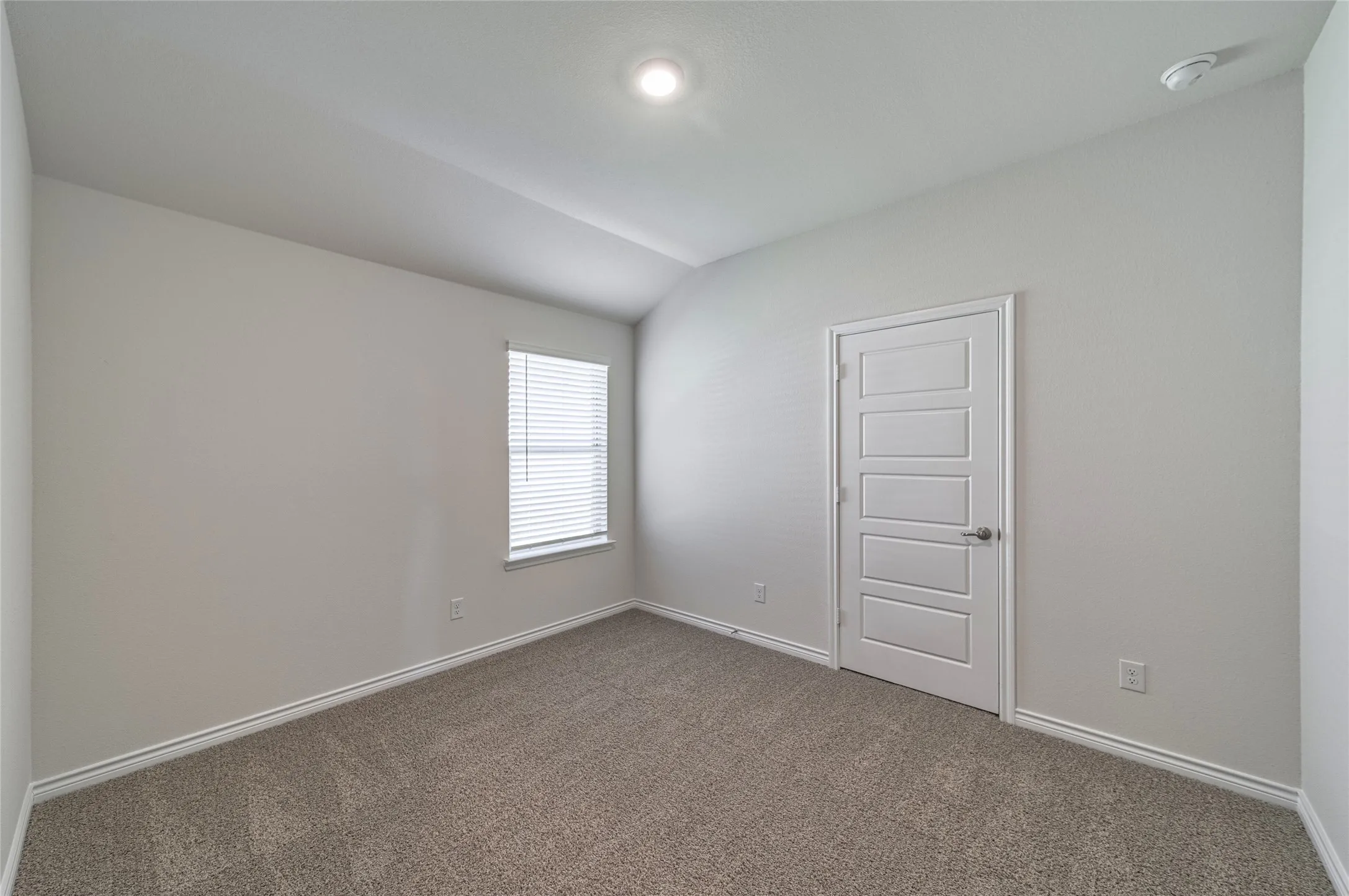 Single Family Residence For Rent in Rockwall County , 2059 Ketchum Lane, Royse City, Texas 75189, 5 Bedroom, 3 Bathroom, 2 Garage spaces, 2,060 Sqft, built in 2026, mls#21390692, Real Estate Agent in Royse City, Homes For Rent in Rockwall county, Homes For Rent in Royse City, Realtor in Royse City Texas, Real Estate Brokerage Independent Realty Texas, Luminita Cordes Realtor