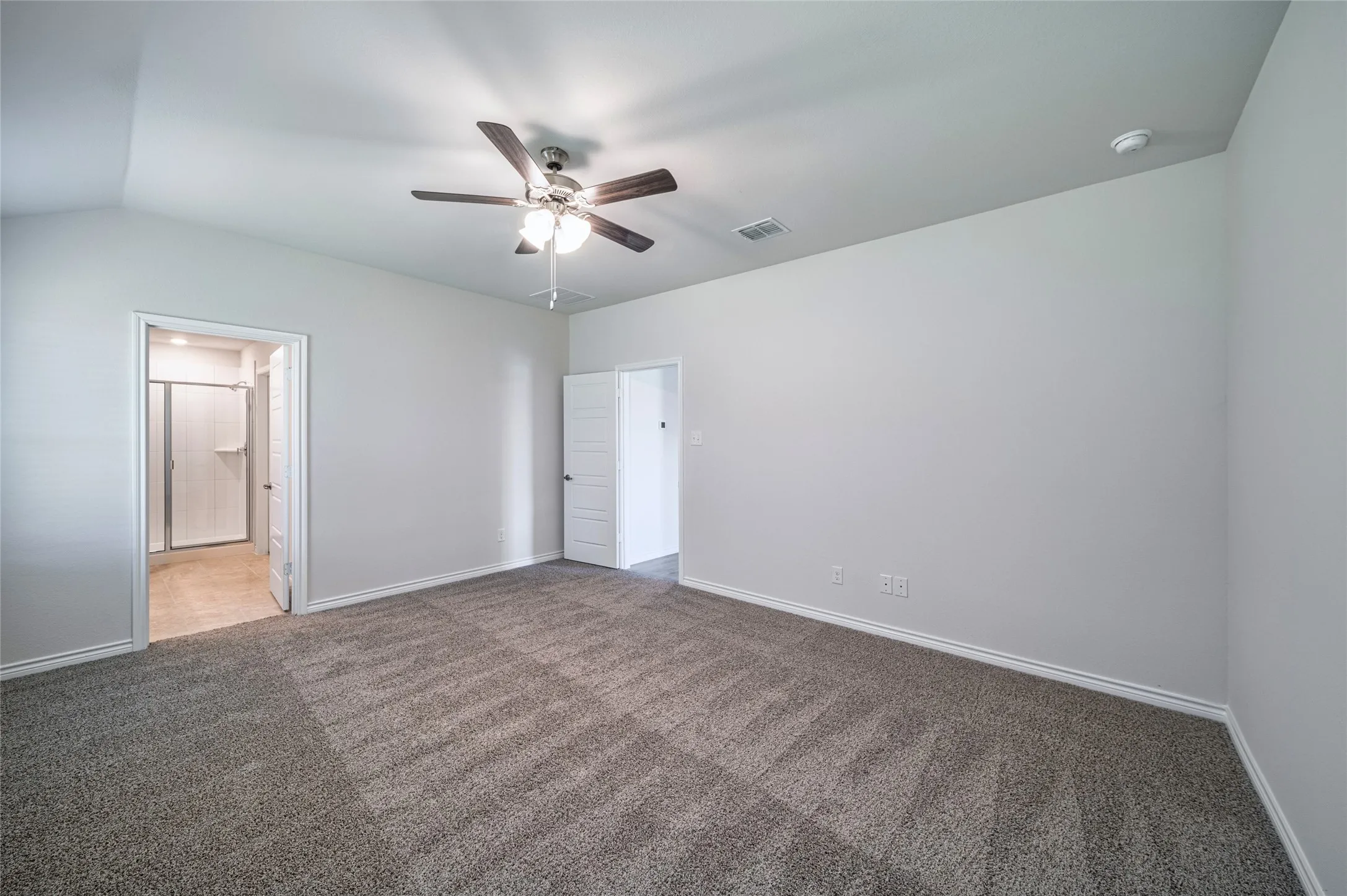 Single Family Residence For Rent in Rockwall County , 2059 Ketchum Lane, Royse City, Texas 75189, 5 Bedroom, 3 Bathroom, 2 Garage spaces, 2,060 Sqft, built in 2026, mls#21390692, Real Estate Agent in Royse City, Homes For Rent in Rockwall county, Homes For Rent in Royse City, Realtor in Royse City Texas, Real Estate Brokerage Independent Realty Texas, Luminita Cordes Realtor