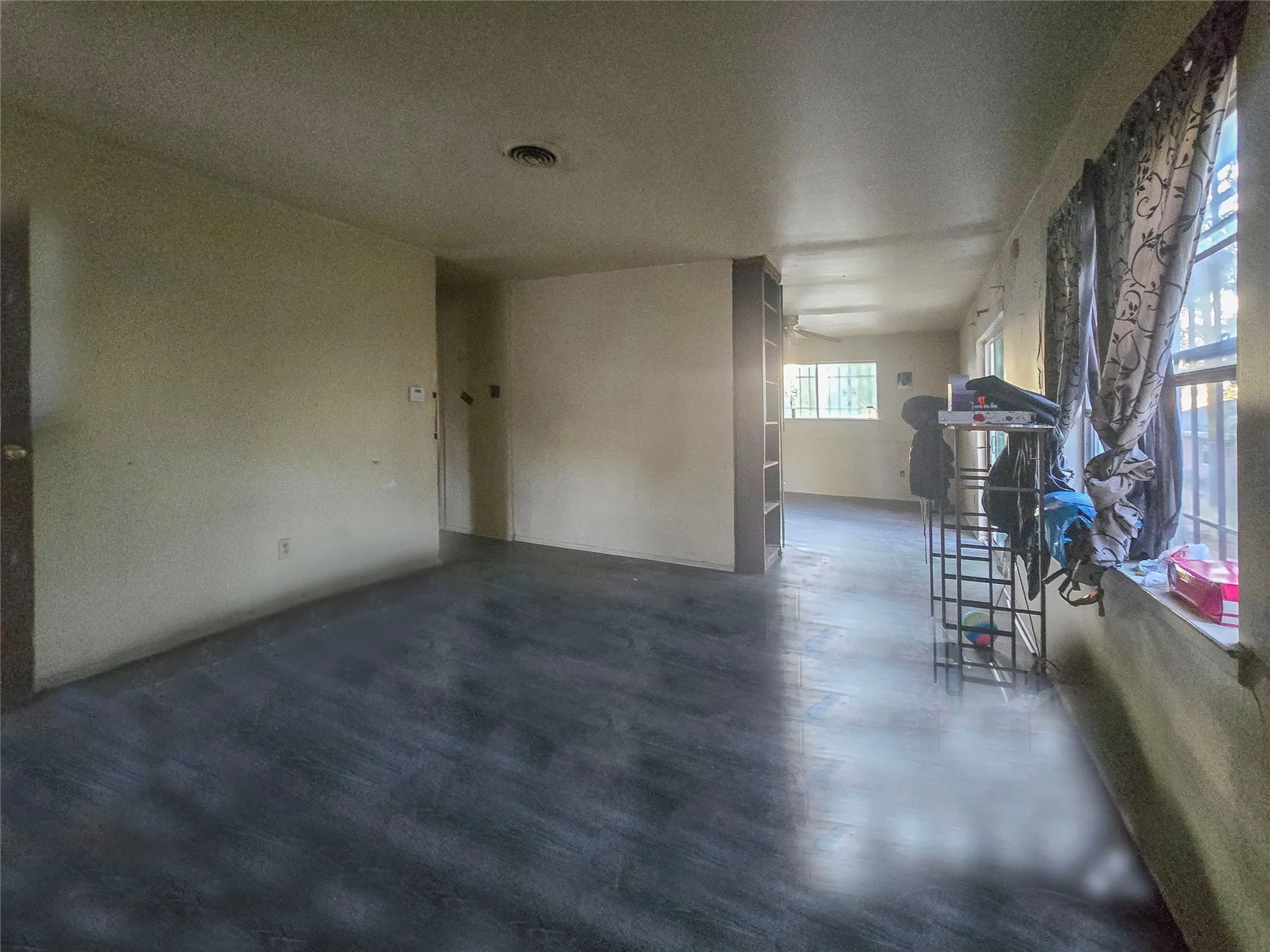 Single Family Residence For Sale in Dallas County , 7309 Broken Tree Trail, Dallas, Texas 75232, 4 Bedroom, 3 Bathroom, Garage spaces, 1,772 Sqft, built in 1962, mls#21391015, Real Estate Agent in Dallas, Homes For Sale in Dallas county, Homes For Sale in Dallas, Realtor in Dallas Texas, Real Estate Brokerage Independent Realty Texas, Luminita Cordes Realtor