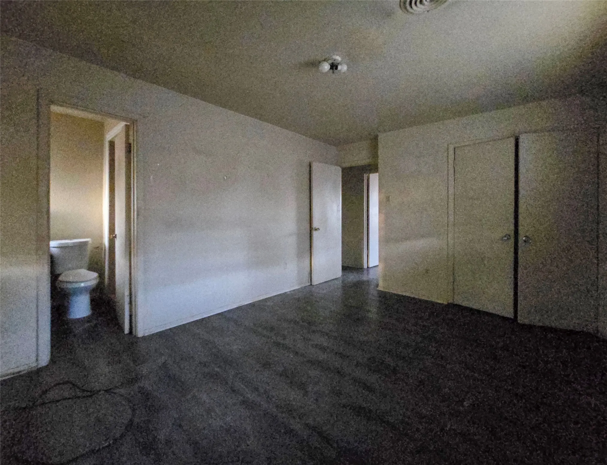 Single Family Residence For Sale in Dallas County , 7309 Broken Tree Trail, Dallas, Texas 75232, 4 Bedroom, 3 Bathroom, Garage spaces, 1,772 Sqft, built in 1962, mls#21391015, Real Estate Agent in Dallas, Homes For Sale in Dallas county, Homes For Sale in Dallas, Realtor in Dallas Texas, Real Estate Brokerage Independent Realty Texas, Luminita Cordes Realtor