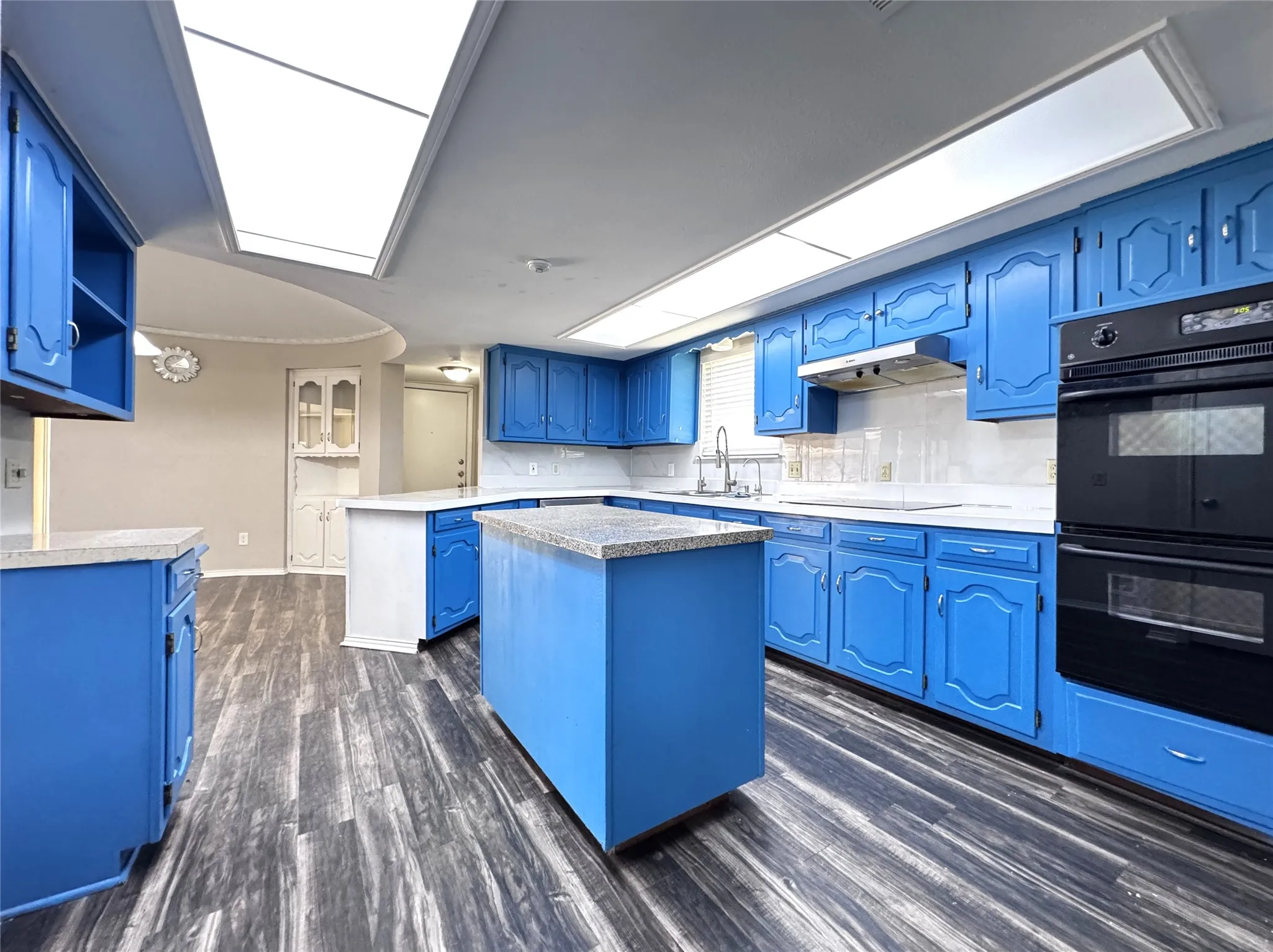 Single Family Residence For Sale in Collin County , 2616 Teakwood Lane, Plano, Texas 75075, 4 Bedroom, 3 Bathroom, 2 Garage spaces, 2,282 Sqft, built in 1974, mls#21391018, Real Estate Agent in Plano, Homes For Sale in Collin county, Homes For Sale in Plano, Realtor in Plano Texas, Real Estate Brokerage Independent Realty Texas, Luminita Cordes Realtor