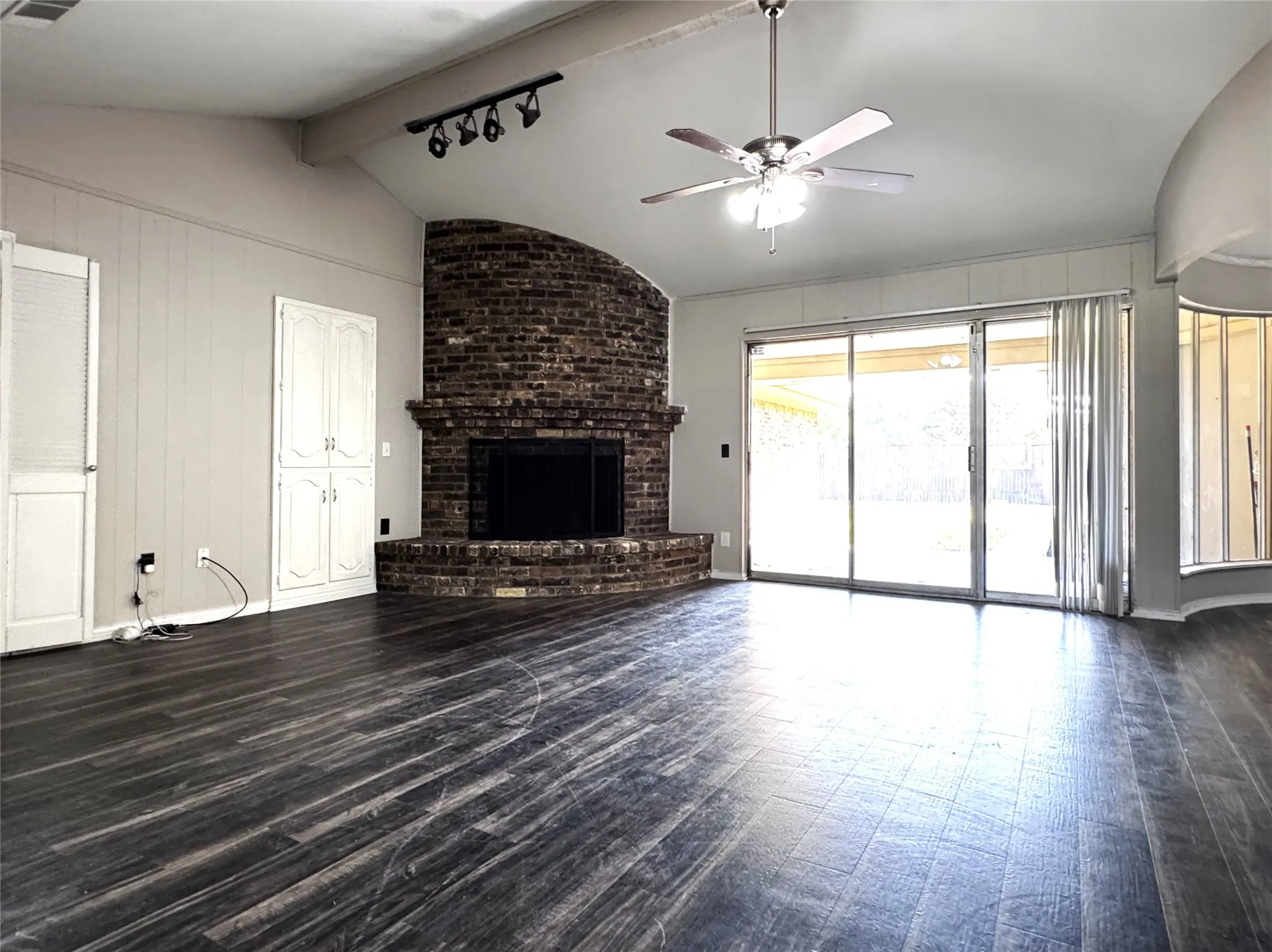Single Family Residence For Sale in Collin County , 2616 Teakwood Lane, Plano, Texas 75075, 4 Bedroom, 3 Bathroom, 2 Garage spaces, 2,282 Sqft, built in 1974, mls#21391018, Real Estate Agent in Plano, Homes For Sale in Collin county, Homes For Sale in Plano, Realtor in Plano Texas, Real Estate Brokerage Independent Realty Texas, Luminita Cordes Realtor