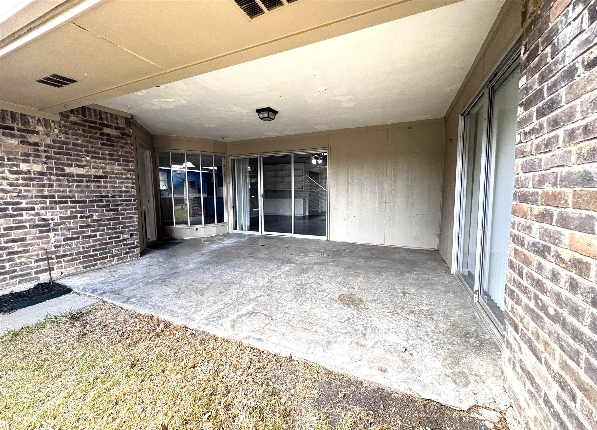 Single Family Residence For Sale in Collin County , 2616 Teakwood Lane, Plano, Texas 75075, 4 Bedroom, 3 Bathroom, 2 Garage spaces, 2,282 Sqft, built in 1974, mls#21391018, Real Estate Agent in Plano, Homes For Sale in Collin county, Homes For Sale in Plano, Realtor in Plano Texas, Real Estate Brokerage Independent Realty Texas, Luminita Cordes Realtor