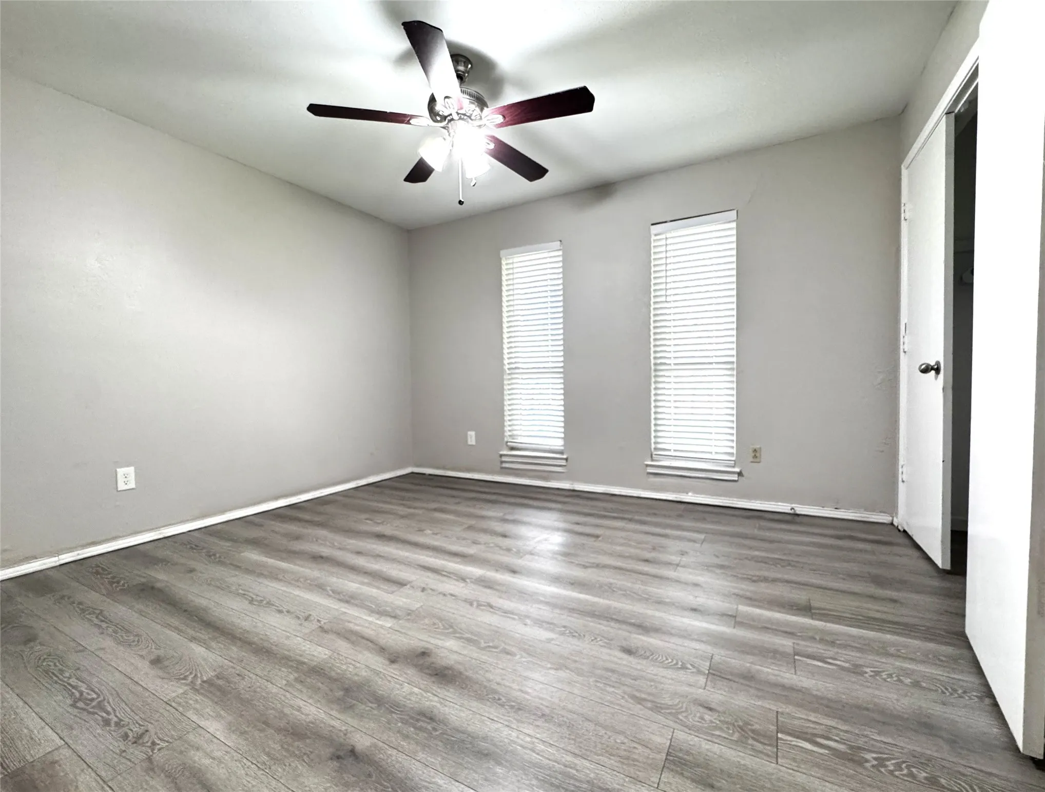 Single Family Residence For Sale in Collin County , 2616 Teakwood Lane, Plano, Texas 75075, 4 Bedroom, 3 Bathroom, 2 Garage spaces, 2,282 Sqft, built in 1974, mls#21391018, Real Estate Agent in Plano, Homes For Sale in Collin county, Homes For Sale in Plano, Realtor in Plano Texas, Real Estate Brokerage Independent Realty Texas, Luminita Cordes Realtor