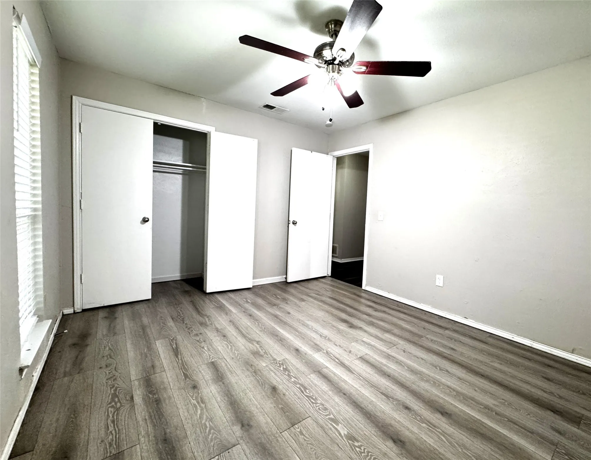 Single Family Residence For Sale in Collin County , 2616 Teakwood Lane, Plano, Texas 75075, 4 Bedroom, 3 Bathroom, 2 Garage spaces, 2,282 Sqft, built in 1974, mls#21391018, Real Estate Agent in Plano, Homes For Sale in Collin county, Homes For Sale in Plano, Realtor in Plano Texas, Real Estate Brokerage Independent Realty Texas, Luminita Cordes Realtor