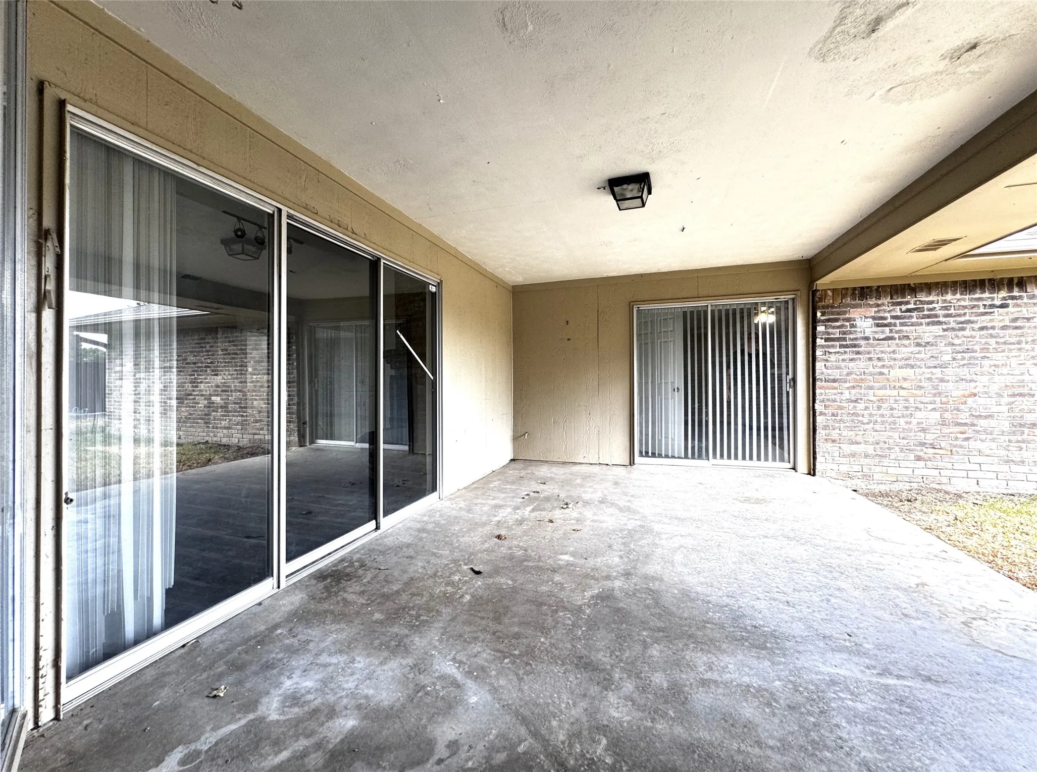 Single Family Residence For Sale in Collin County , 2616 Teakwood Lane, Plano, Texas 75075, 4 Bedroom, 3 Bathroom, 2 Garage spaces, 2,282 Sqft, built in 1974, mls#21391018, Real Estate Agent in Plano, Homes For Sale in Collin county, Homes For Sale in Plano, Realtor in Plano Texas, Real Estate Brokerage Independent Realty Texas, Luminita Cordes Realtor