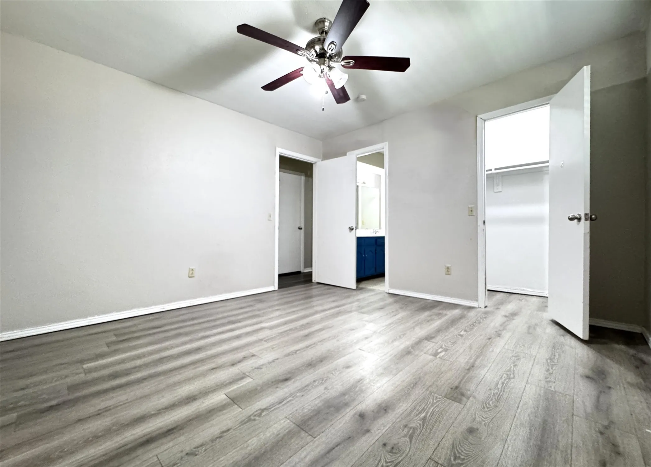 Single Family Residence For Sale in Collin County , 2616 Teakwood Lane, Plano, Texas 75075, 4 Bedroom, 3 Bathroom, 2 Garage spaces, 2,282 Sqft, built in 1974, mls#21391018, Real Estate Agent in Plano, Homes For Sale in Collin county, Homes For Sale in Plano, Realtor in Plano Texas, Real Estate Brokerage Independent Realty Texas, Luminita Cordes Realtor