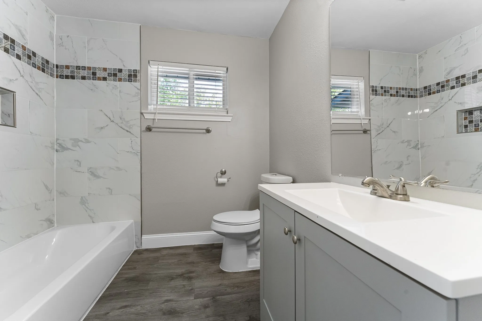 Single Family Residence For Sale in Tarrant County , 4928 Ira Street, Haltom City, Texas 76117, 3 Bedroom, 2 Bathroom, Garage spaces, 1,725 Sqft, built in 1957, mls#21390076, Real Estate Agent in Haltom City, Homes For Sale in Tarrant county, Homes For Sale in Haltom City, Realtor in Haltom City Texas, Real Estate Brokerage Independent Realty Texas, Luminita Cordes Realtor