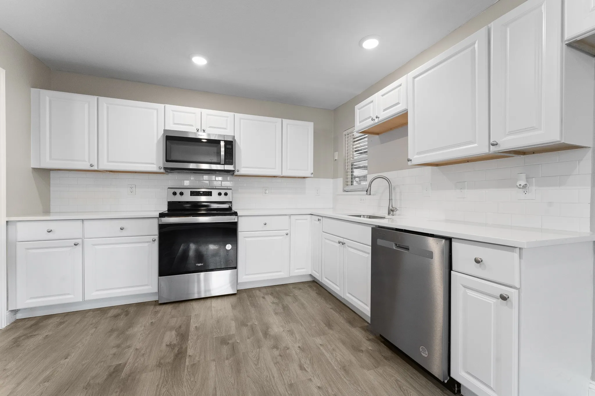 Single Family Residence For Sale in Tarrant County , 4928 Ira Street, Haltom City, Texas 76117, 3 Bedroom, 2 Bathroom, Garage spaces, 1,725 Sqft, built in 1957, mls#21390076, Real Estate Agent in Haltom City, Homes For Sale in Tarrant county, Homes For Sale in Haltom City, Realtor in Haltom City Texas, Real Estate Brokerage Independent Realty Texas, Luminita Cordes Realtor