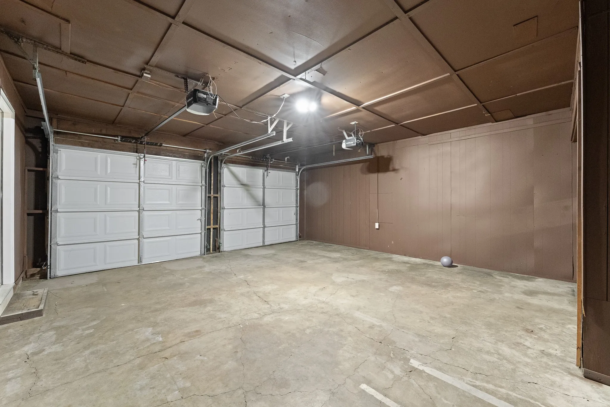Single Family Residence For Sale in Tarrant County , 4928 Ira Street, Haltom City, Texas 76117, 3 Bedroom, 2 Bathroom, Garage spaces, 1,725 Sqft, built in 1957, mls#21390076, Real Estate Agent in Haltom City, Homes For Sale in Tarrant county, Homes For Sale in Haltom City, Realtor in Haltom City Texas, Real Estate Brokerage Independent Realty Texas, Luminita Cordes Realtor