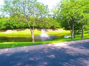 Condominium For Sale in Tarrant County , 918 Bridges Drive, Arlington, Texas 76012, 3 Bedroom, 2 Bathroom, 2 Garage spaces, 1,729 Sqft, built in 2000, mls#21387524, Real Estate Agent in Arlington, Homes For Sale in Tarrant county, Homes For Sale in Arlington, Realtor in Arlington Texas, Real Estate Brokerage Independent Realty Texas, Luminita Cordes Realtor