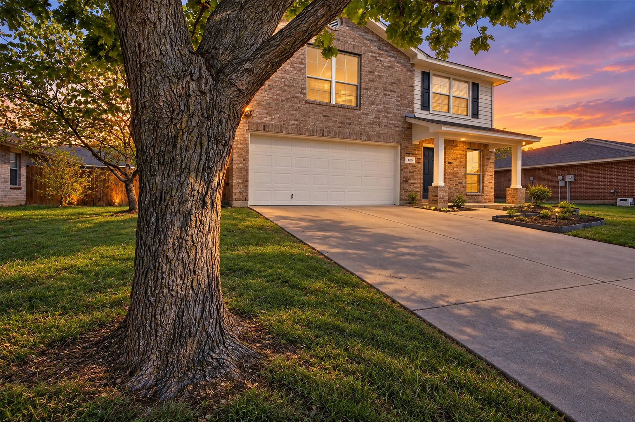 Single Family Residence For Sale in Denton County , 129 Maned Drive, Sanger, Texas 76266, 3 Bedroom, 2 Bathroom, 2 Garage spaces, 1,570 Sqft, built in 2005, mls#21385960, Real Estate Agent in Sanger, Homes For Sale in Denton county, Homes For Sale in Sanger, Realtor in Sanger Texas, Real Estate Brokerage Independent Realty Texas, Luminita Cordes Realtor