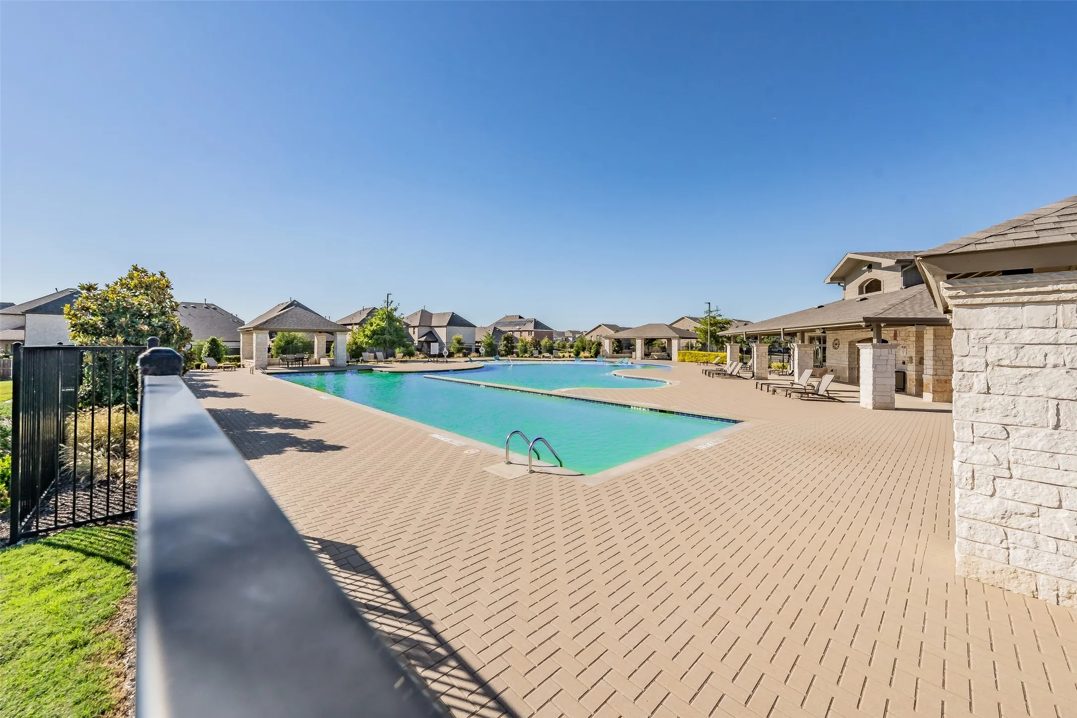 Community pool