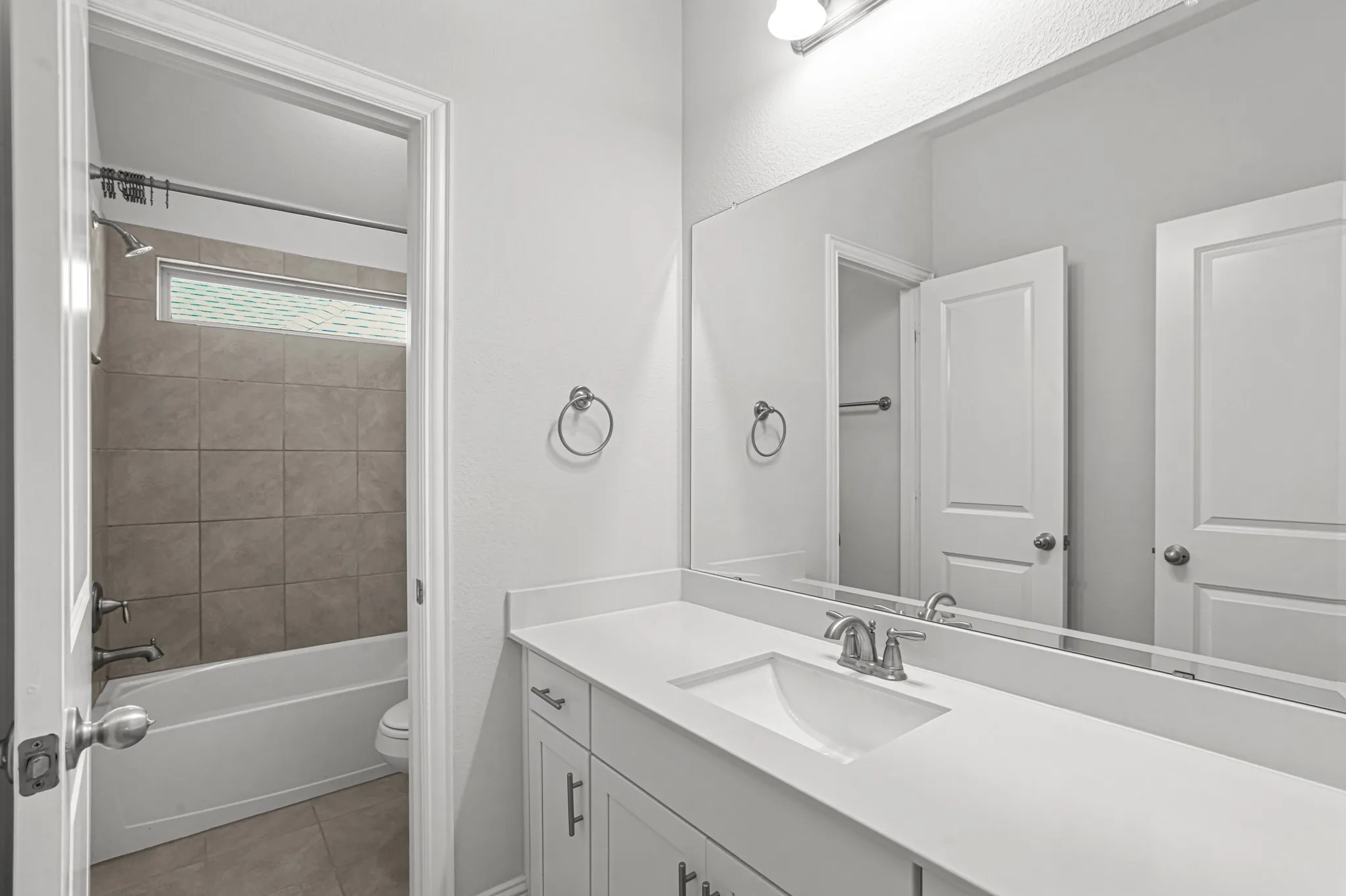 Secondary bathroom #3