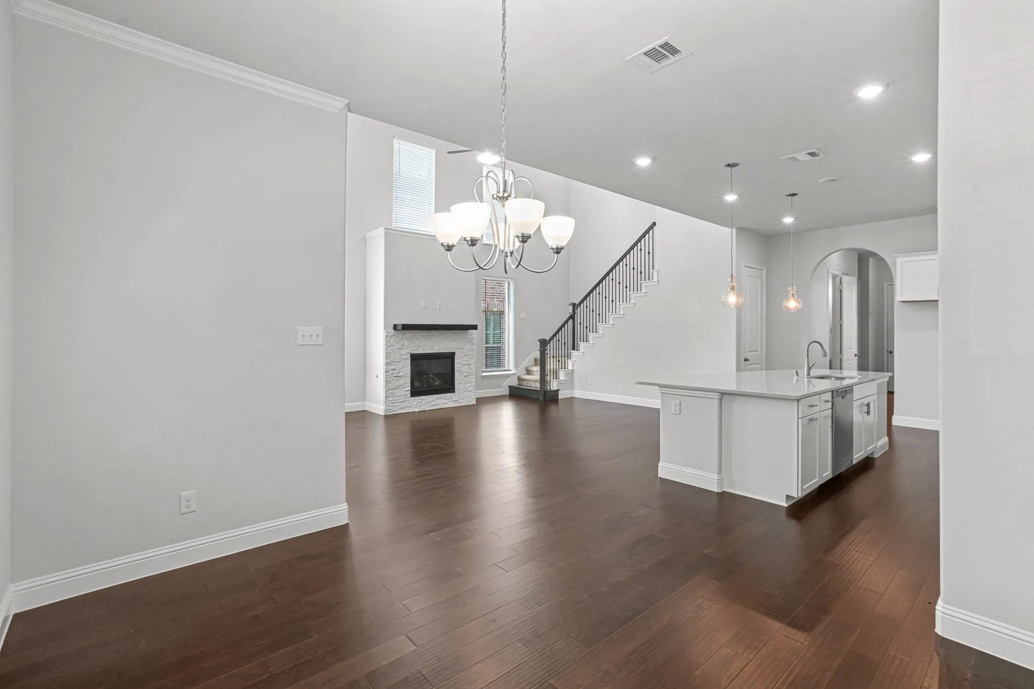 Single Family Residence For Rent in Collin County , 17848 Bottlebrush Drive, Dallas, Texas 75252, 4 Bedroom, 4 Bathroom, 2 Garage spaces, 2,512 Sqft, built in 2019, mls#21389815, Real Estate Agent in Dallas, Homes For Rent in Collin county, Homes For Rent in Dallas, Realtor in Dallas Texas, Real Estate Brokerage Independent Realty Texas, Luminita Cordes Realtor