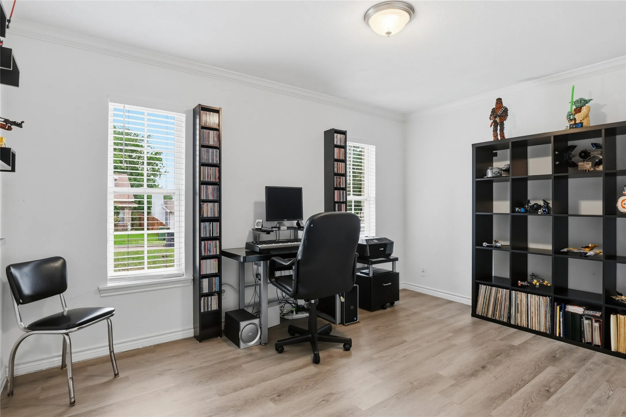 Single Family Residence For Sale in Tarrant County , 1314 E Lovers Lane, Arlington, Texas 76010, 3 Bedroom, 2 Bathroom, 1 Garage spaces, 1,473 Sqft, built in 1954, mls#21391028, Real Estate Agent in Arlington, Homes For Sale in Tarrant county, Homes For Sale in Arlington, Realtor in Arlington Texas, Real Estate Brokerage Independent Realty Texas, Luminita Cordes Realtor