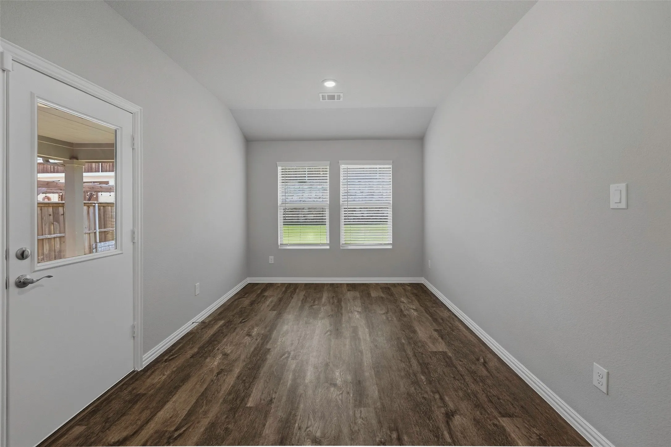 Single Family Residence For Sale in Tarrant County , 5556 Cypress Willow Bend, Fort Worth, Texas 76126, 4 Bedroom, 2 Bathroom, 2 Garage spaces, 1,716 Sqft, built in 2021, mls#21388577, Real Estate Agent in Fort Worth, Homes For Sale in Tarrant county, Homes For Sale in Fort Worth, Realtor in Fort Worth Texas, Real Estate Brokerage Independent Realty Texas, Luminita Cordes Realtor