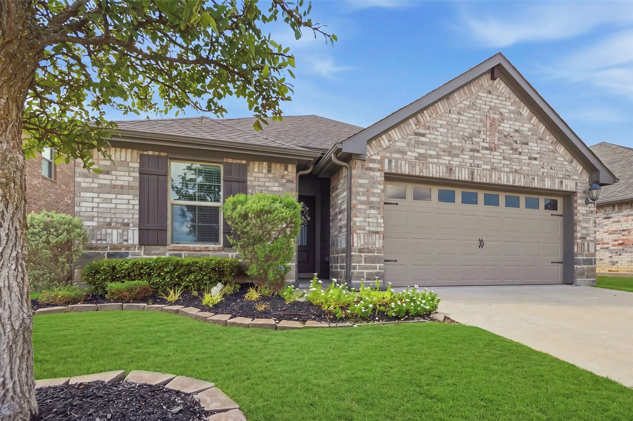 Single Family Residence For Sale in Tarrant County , 5556 Cypress Willow Bend, Fort Worth, Texas 76126, 4 Bedroom, 2 Bathroom, 2 Garage spaces, 1,716 Sqft, built in 2021, mls#21388577, Real Estate Agent in Fort Worth, Homes For Sale in Tarrant county, Homes For Sale in Fort Worth, Realtor in Fort Worth Texas, Real Estate Brokerage Independent Realty Texas, Luminita Cordes Realtor