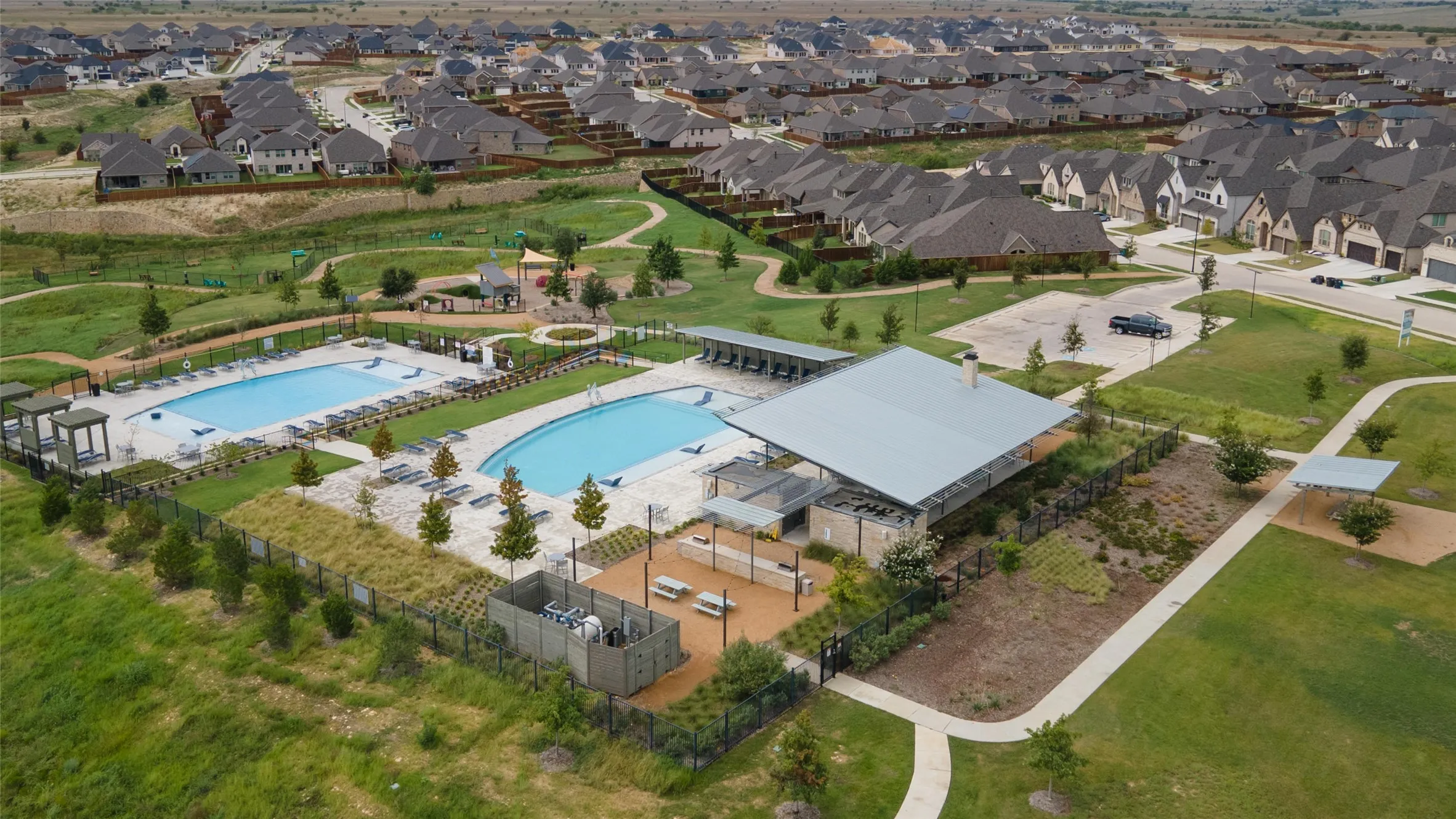 Single Family Residence For Sale in Tarrant County , 5556 Cypress Willow Bend, Fort Worth, Texas 76126, 4 Bedroom, 2 Bathroom, 2 Garage spaces, 1,716 Sqft, built in 2021, mls#21388577, Real Estate Agent in Fort Worth, Homes For Sale in Tarrant county, Homes For Sale in Fort Worth, Realtor in Fort Worth Texas, Real Estate Brokerage Independent Realty Texas, Luminita Cordes Realtor